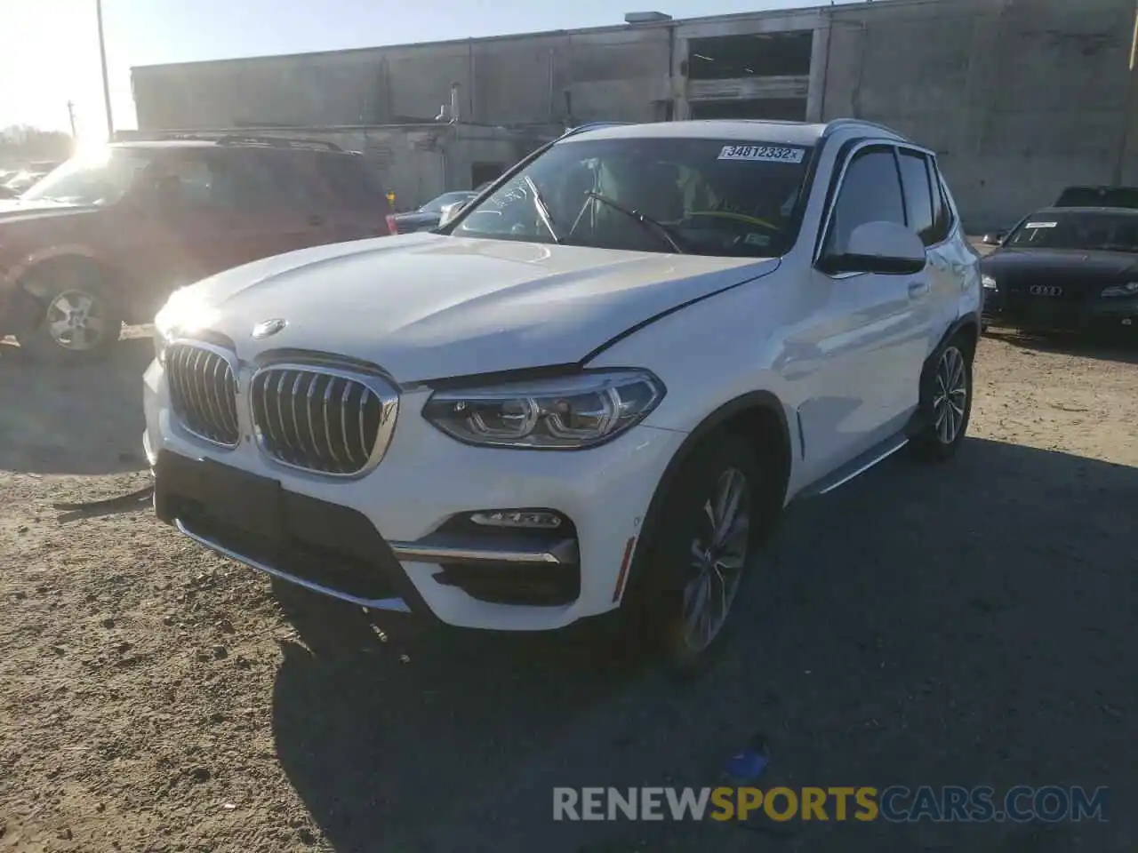 2 Фотография поврежденного автомобиля 5UXTR9C51KLP96577 BMW X3 2019