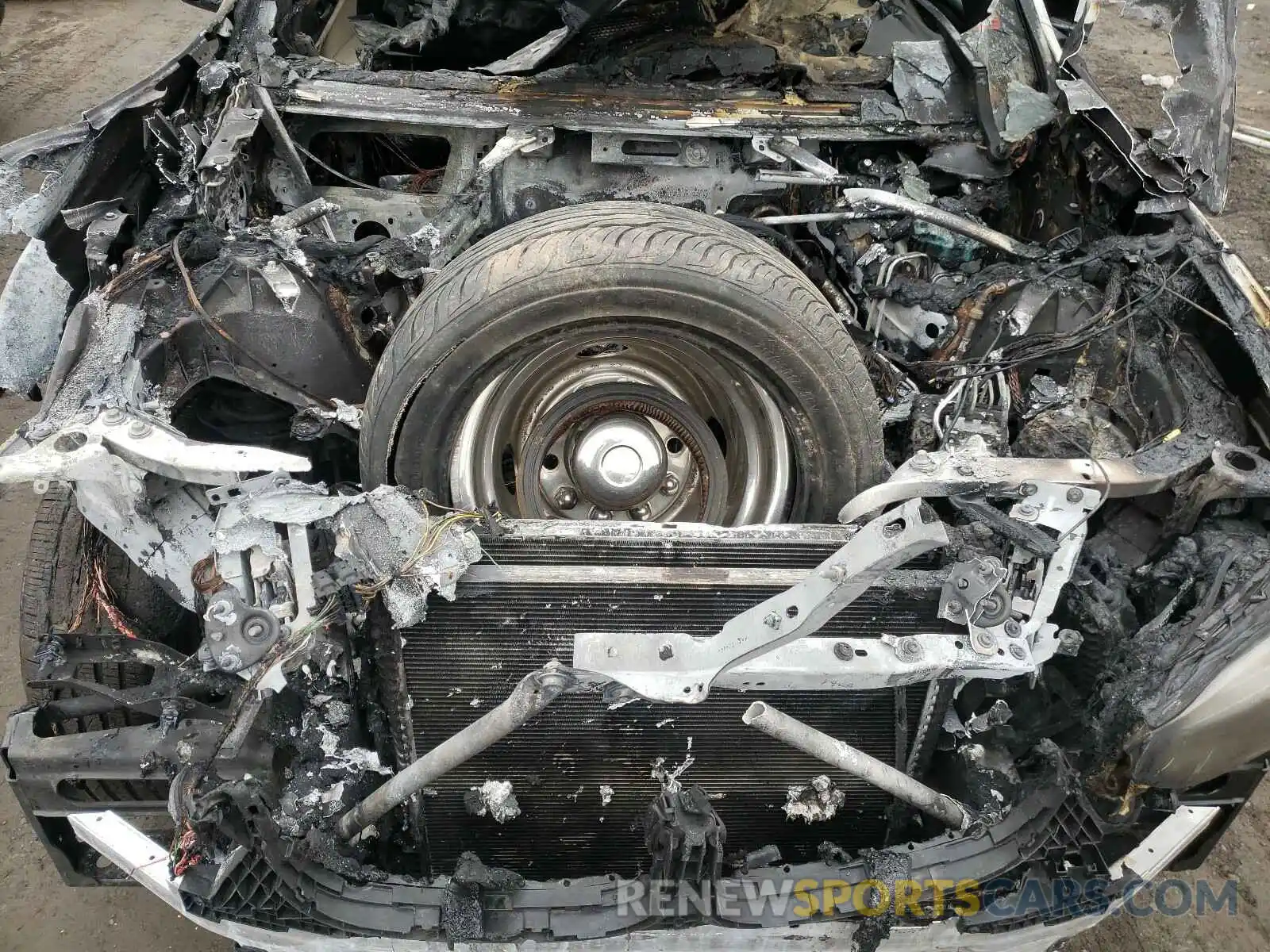 7 Photograph of a damaged car 5UXTR9C51KLP96627 BMW X3 2019