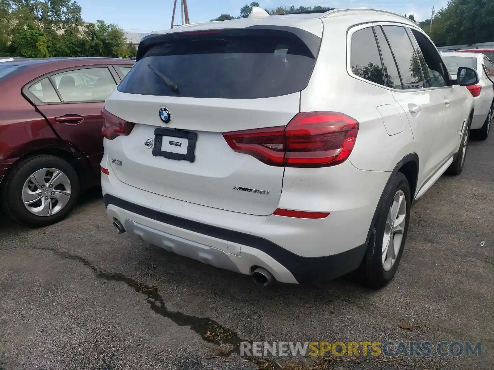 4 Фотография поврежденного автомобиля 5UXTR9C51KLP96837 BMW X3 2019