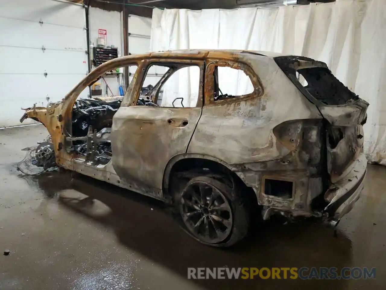 2 Photograph of a damaged car 5UXTR9C51KLR06172 BMW X3 2019