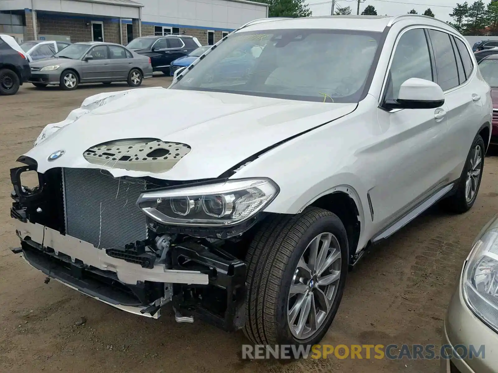 2 Фотография поврежденного автомобиля 5UXTR9C52KLD91864 BMW X3 2019