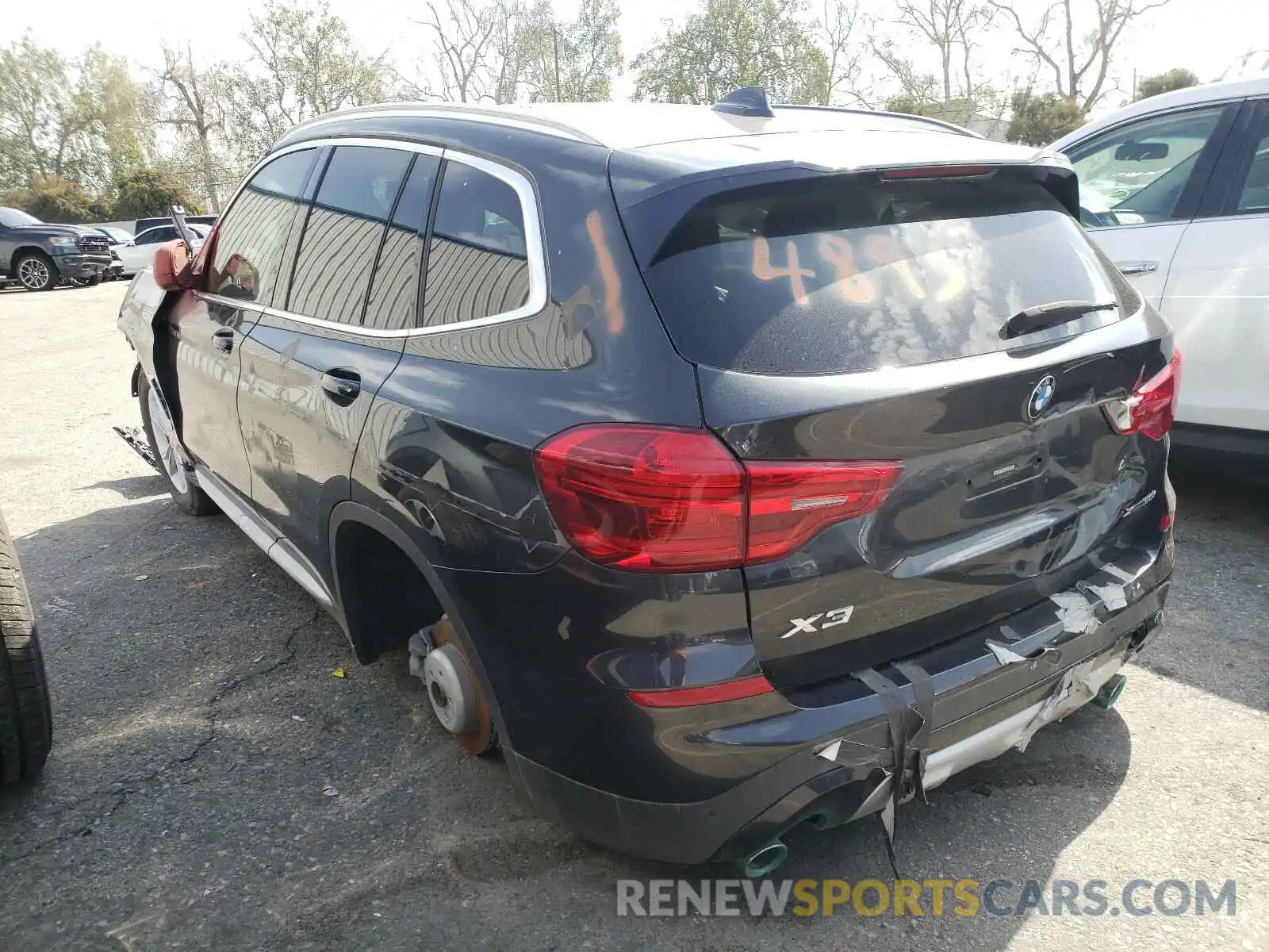 3 Photograph of a damaged car 5UXTR9C52KLD94893 BMW X3 2019