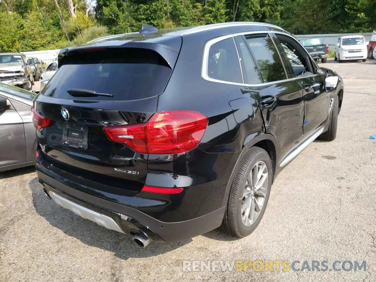 4 Фотография поврежденного автомобиля 5UXTR9C52KLD96272 BMW X3 2019