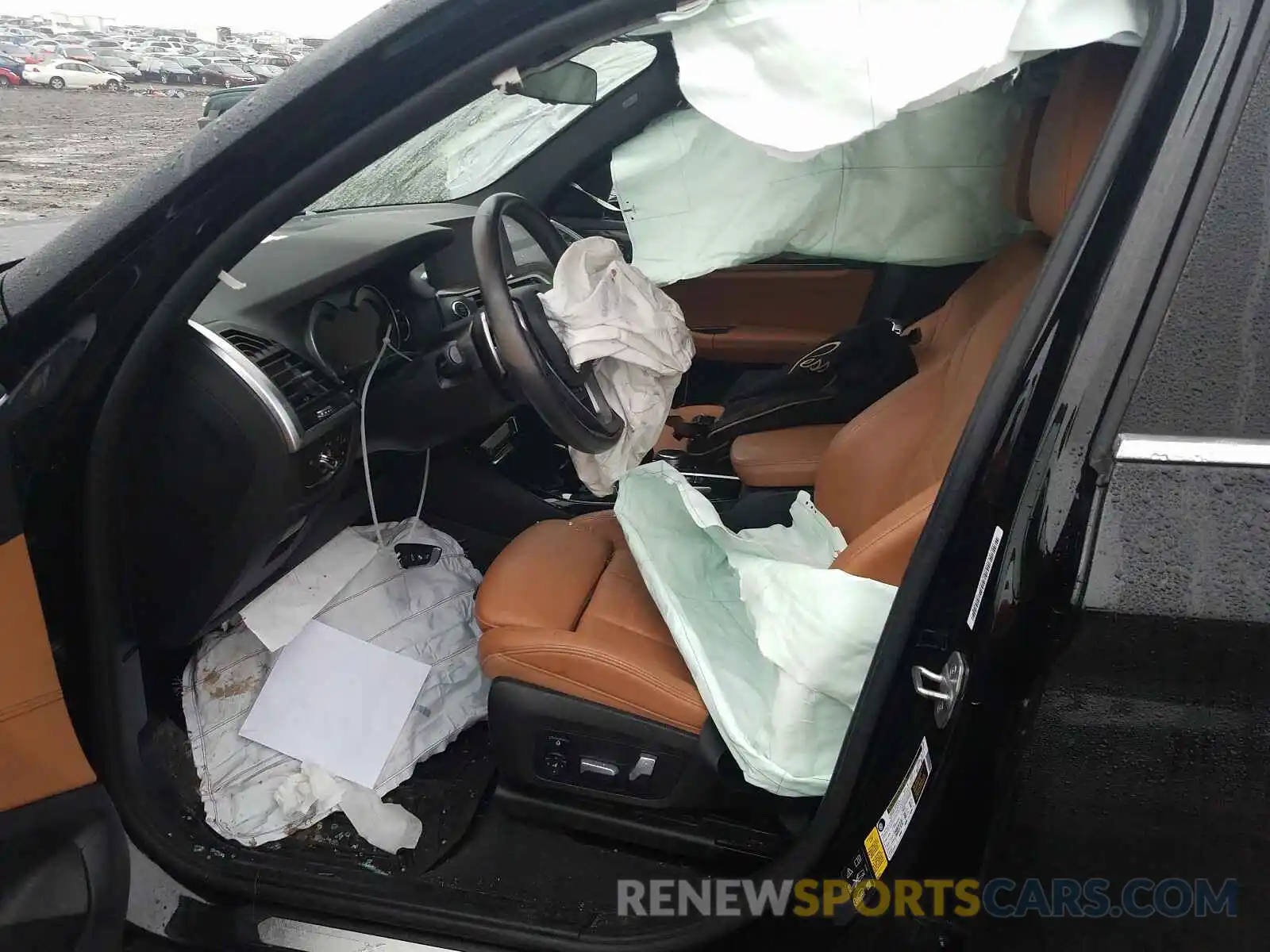 5 Photograph of a damaged car 5UXTR9C52KLD96367 BMW X3 2019