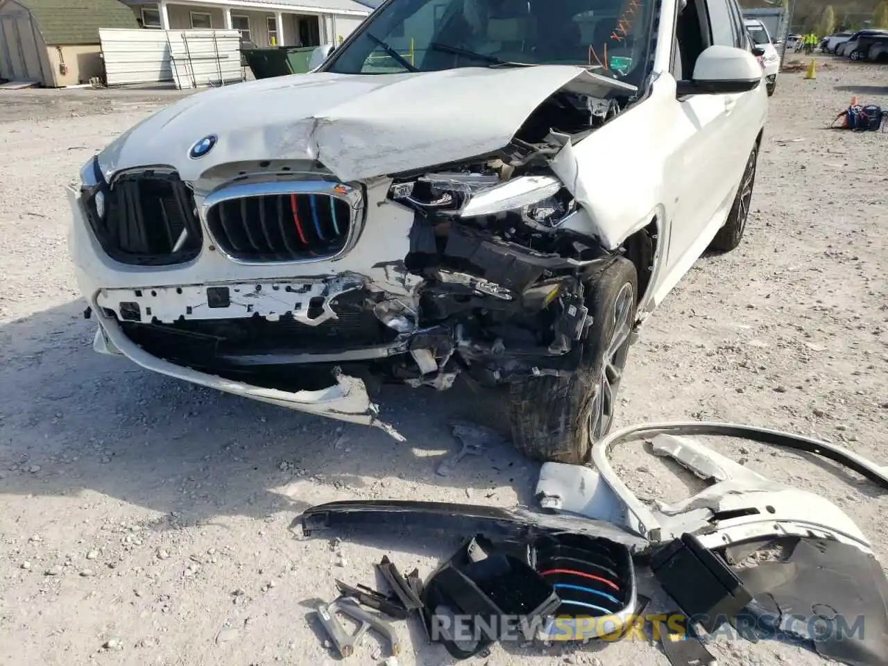 9 Photograph of a damaged car 5UXTR9C52KLD97602 BMW X3 2019