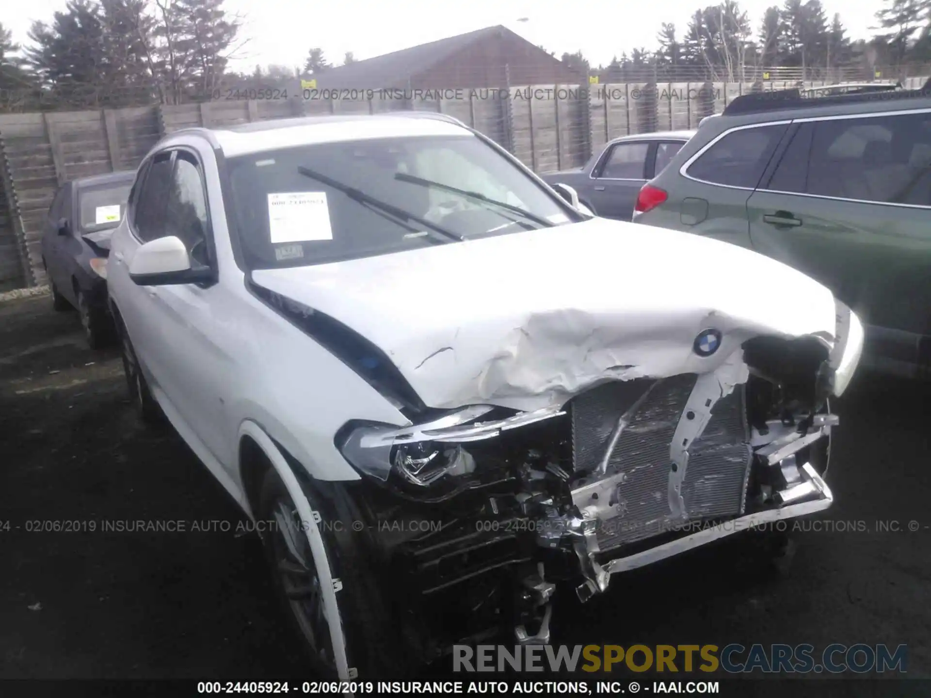 1 Photograph of a damaged car 5UXTR9C52KLD98636 BMW X3 2019