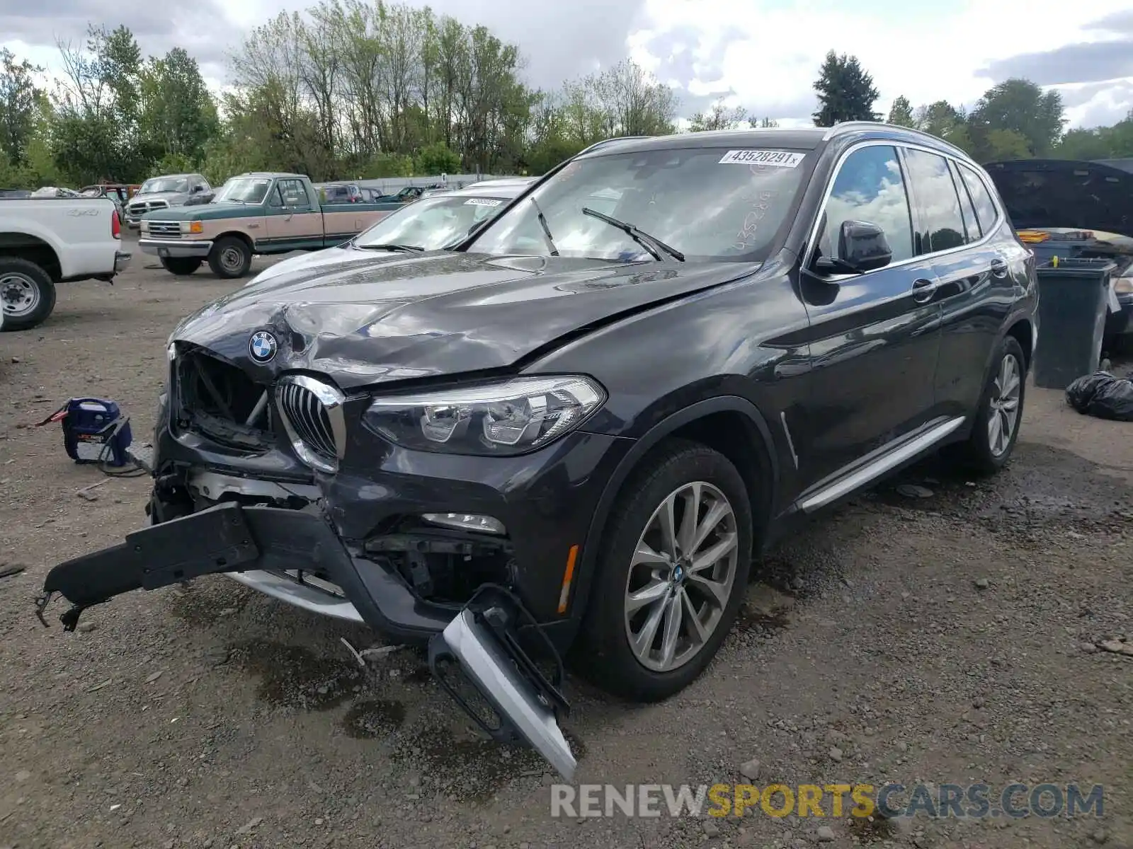 2 Photograph of a damaged car 5UXTR9C52KLE11711 BMW X3 2019