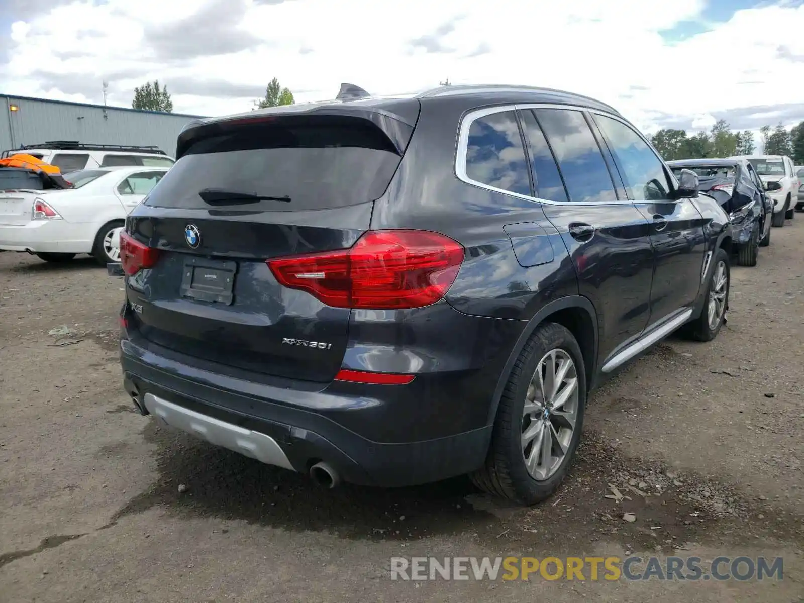 4 Photograph of a damaged car 5UXTR9C52KLE11711 BMW X3 2019