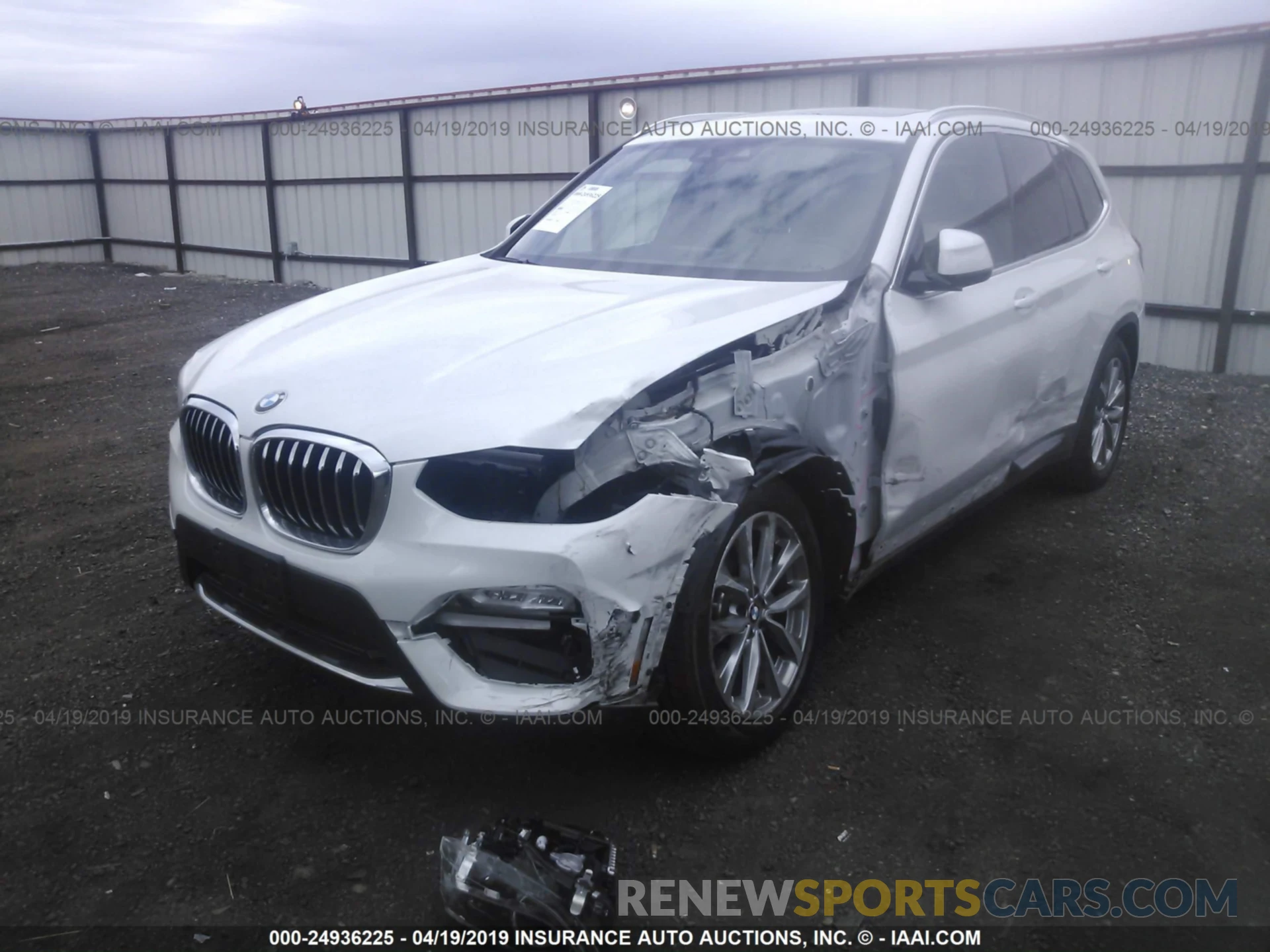 2 Фотография поврежденного автомобиля 5UXTR9C52KLE13071 BMW X3 2019