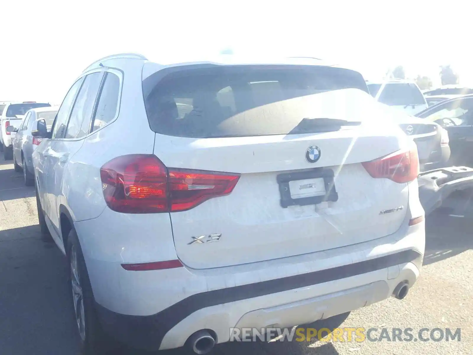 3 Photograph of a damaged car 5UXTR9C52KLE13085 BMW X3 2019