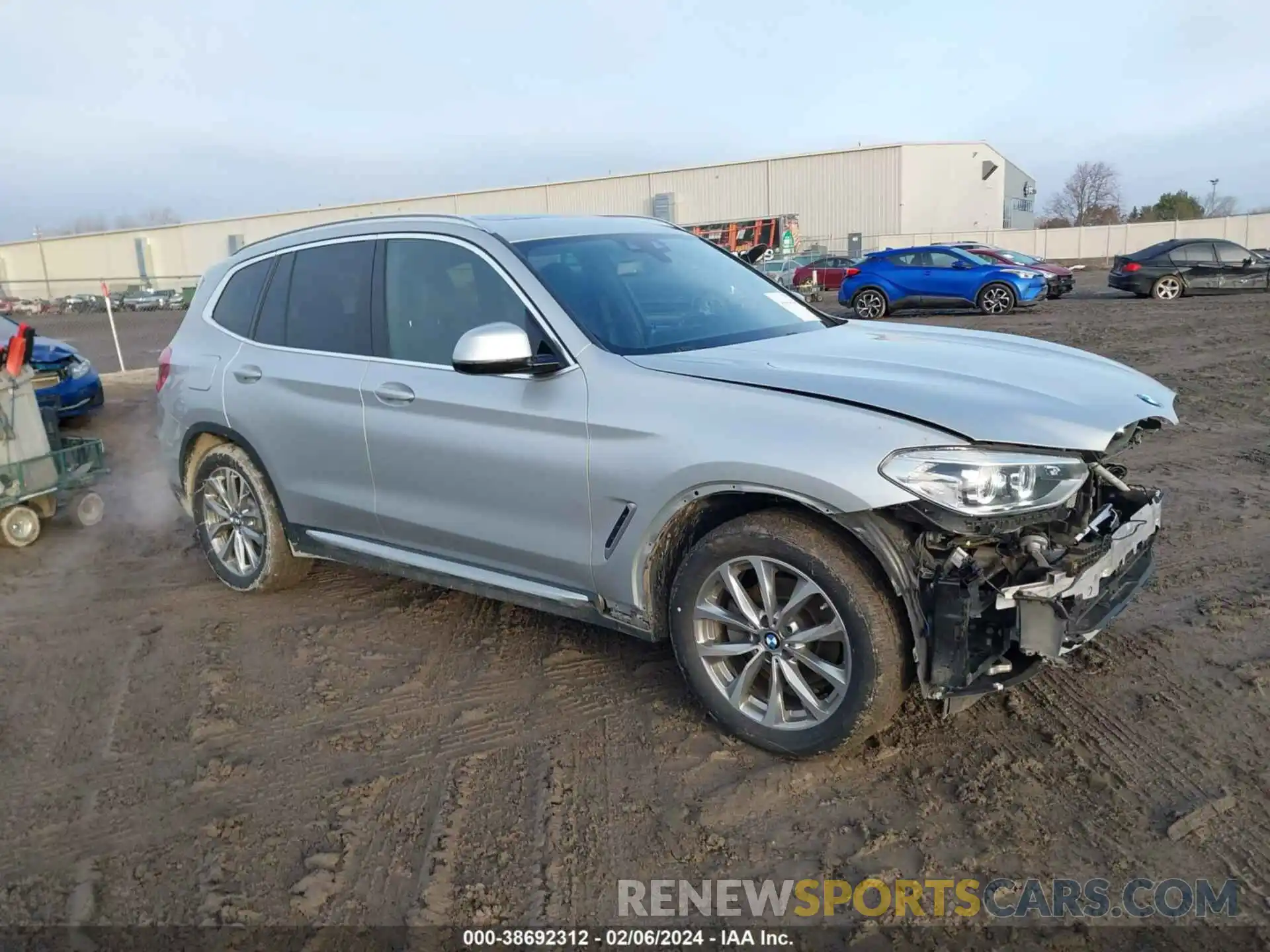 1 Photograph of a damaged car 5UXTR9C52KLE13328 BMW X3 2019