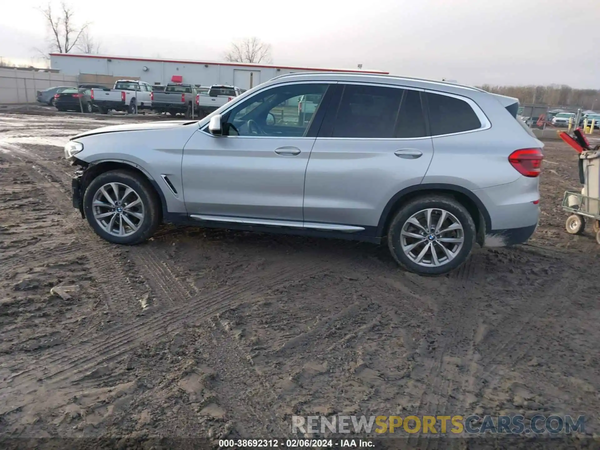 14 Photograph of a damaged car 5UXTR9C52KLE13328 BMW X3 2019