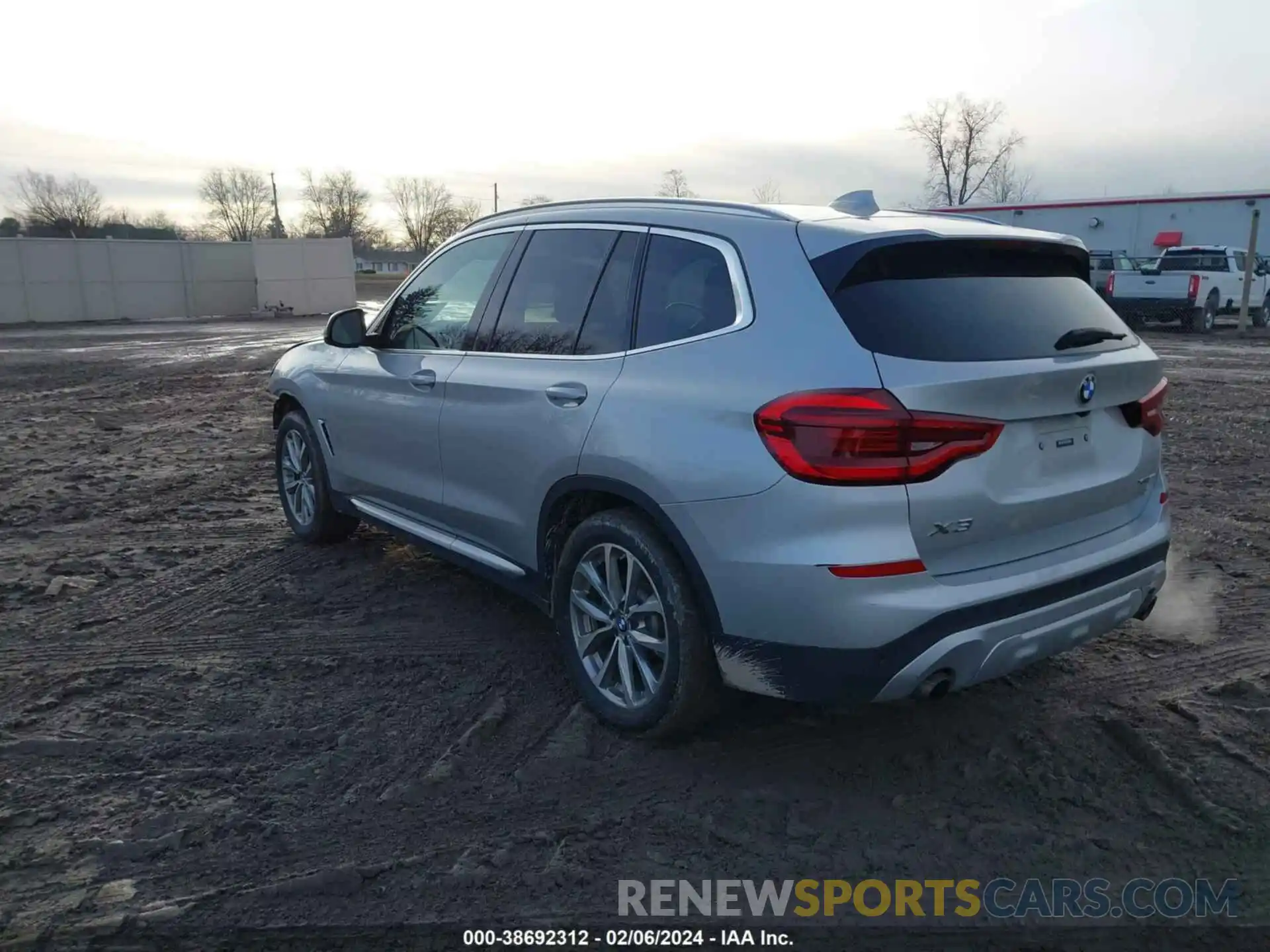 3 Фотография поврежденного автомобиля 5UXTR9C52KLE13328 BMW X3 2019