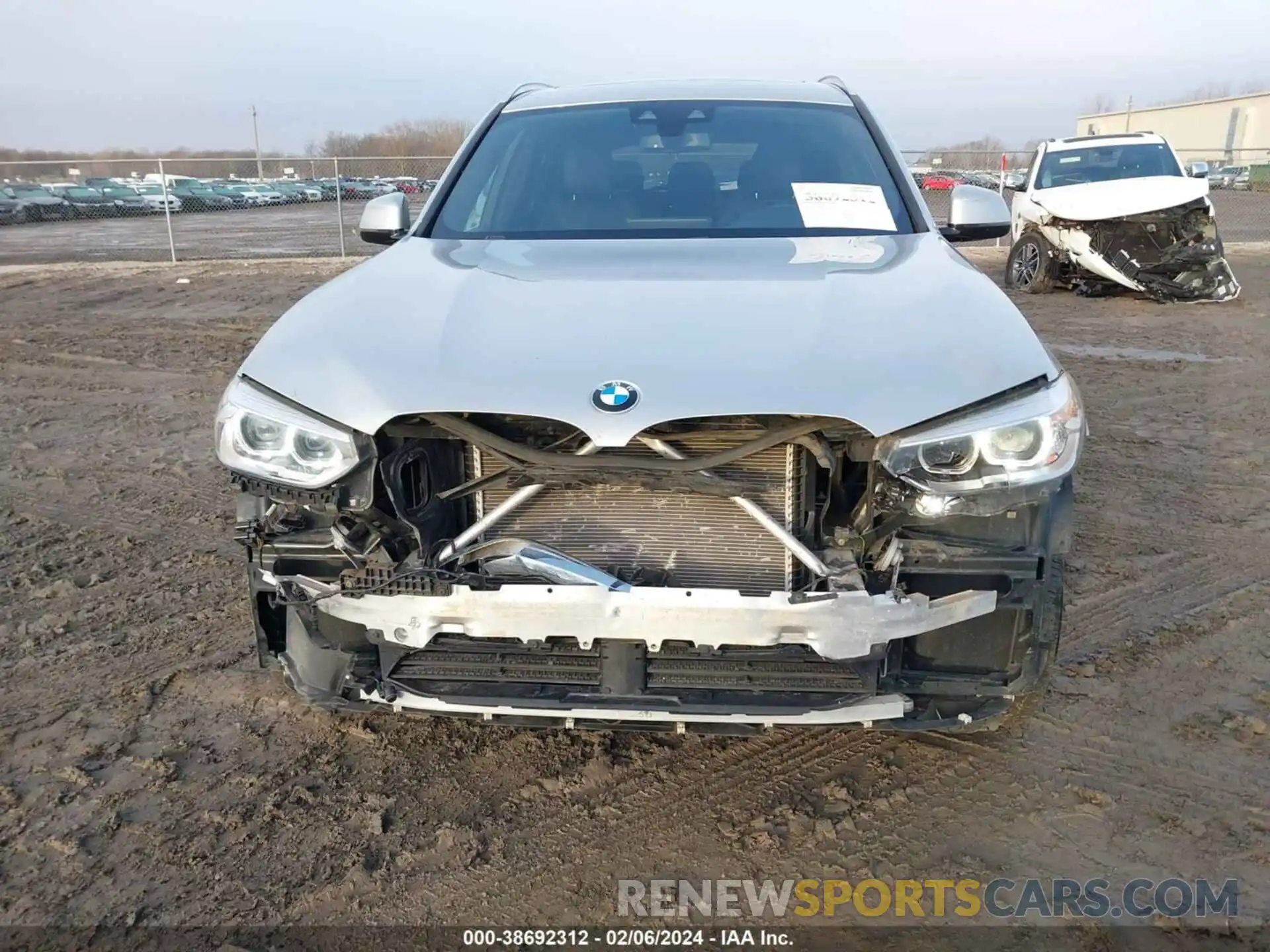 6 Photograph of a damaged car 5UXTR9C52KLE13328 BMW X3 2019