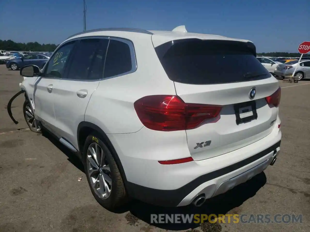 3 Photograph of a damaged car 5UXTR9C52KLE13829 BMW X3 2019