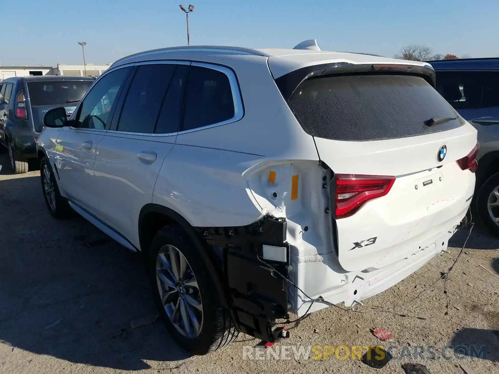 3 Photograph of a damaged car 5UXTR9C52KLE20358 BMW X3 2019