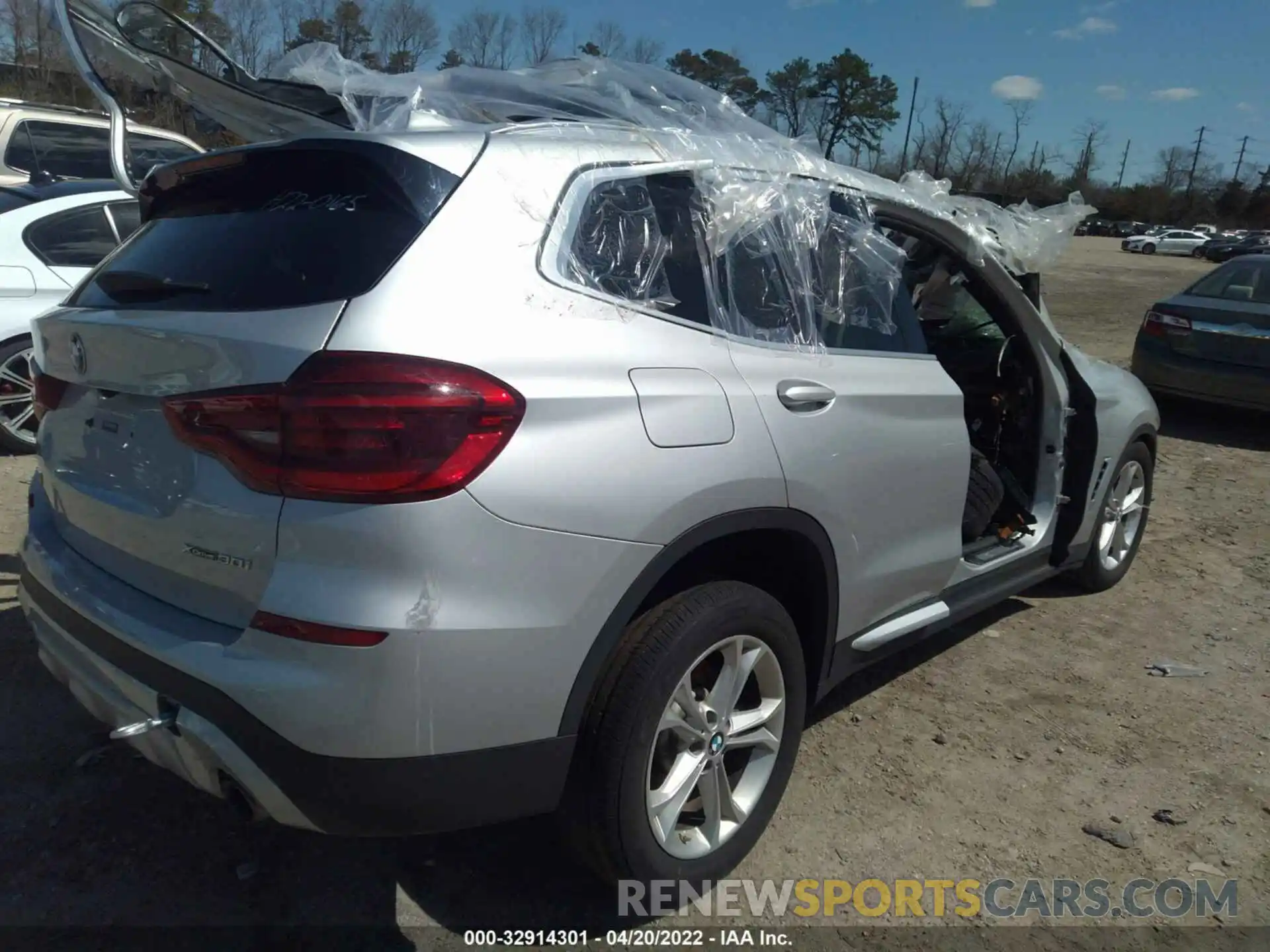 4 Photograph of a damaged car 5UXTR9C52KLE21896 BMW X3 2019