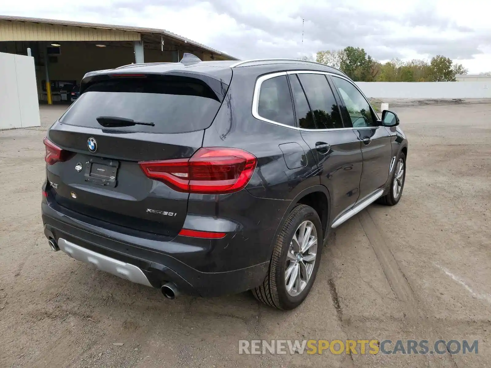 4 Photograph of a damaged car 5UXTR9C52KLP87984 BMW X3 2019