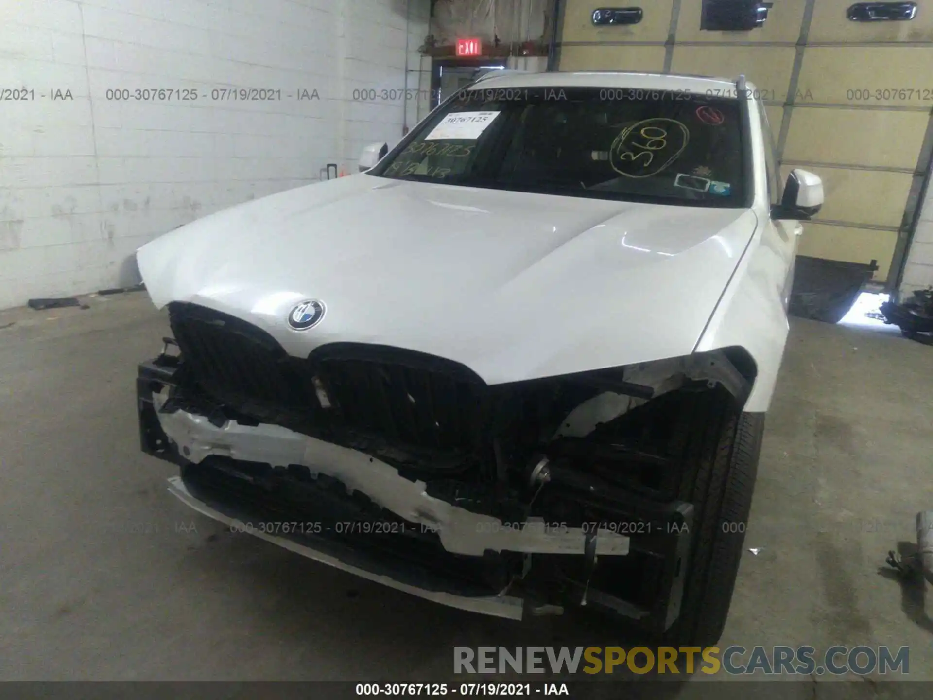 6 Photograph of a damaged car 5UXTR9C52KLP90867 BMW X3 2019