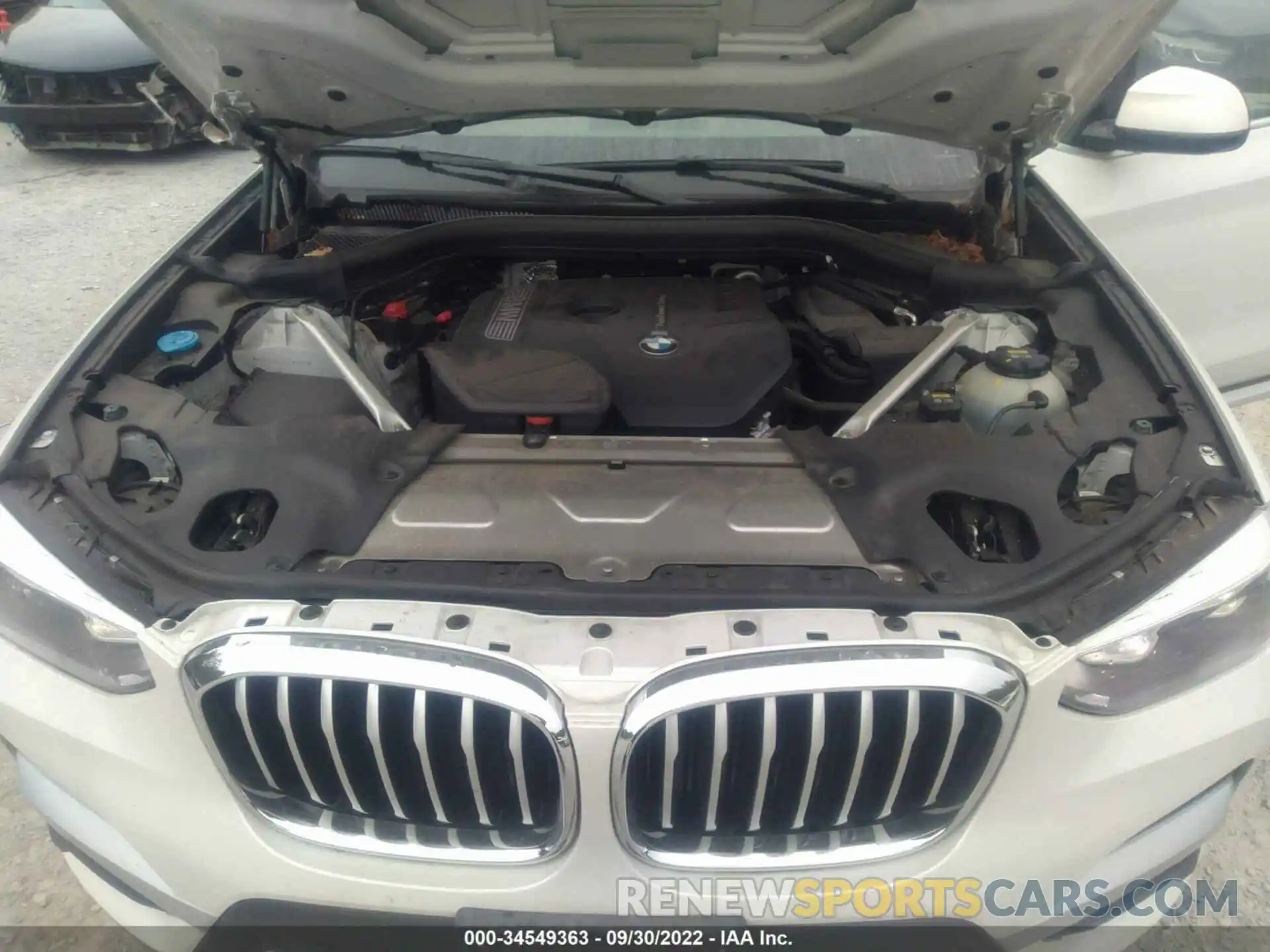 10 Photograph of a damaged car 5UXTR9C52KLP91520 BMW X3 2019