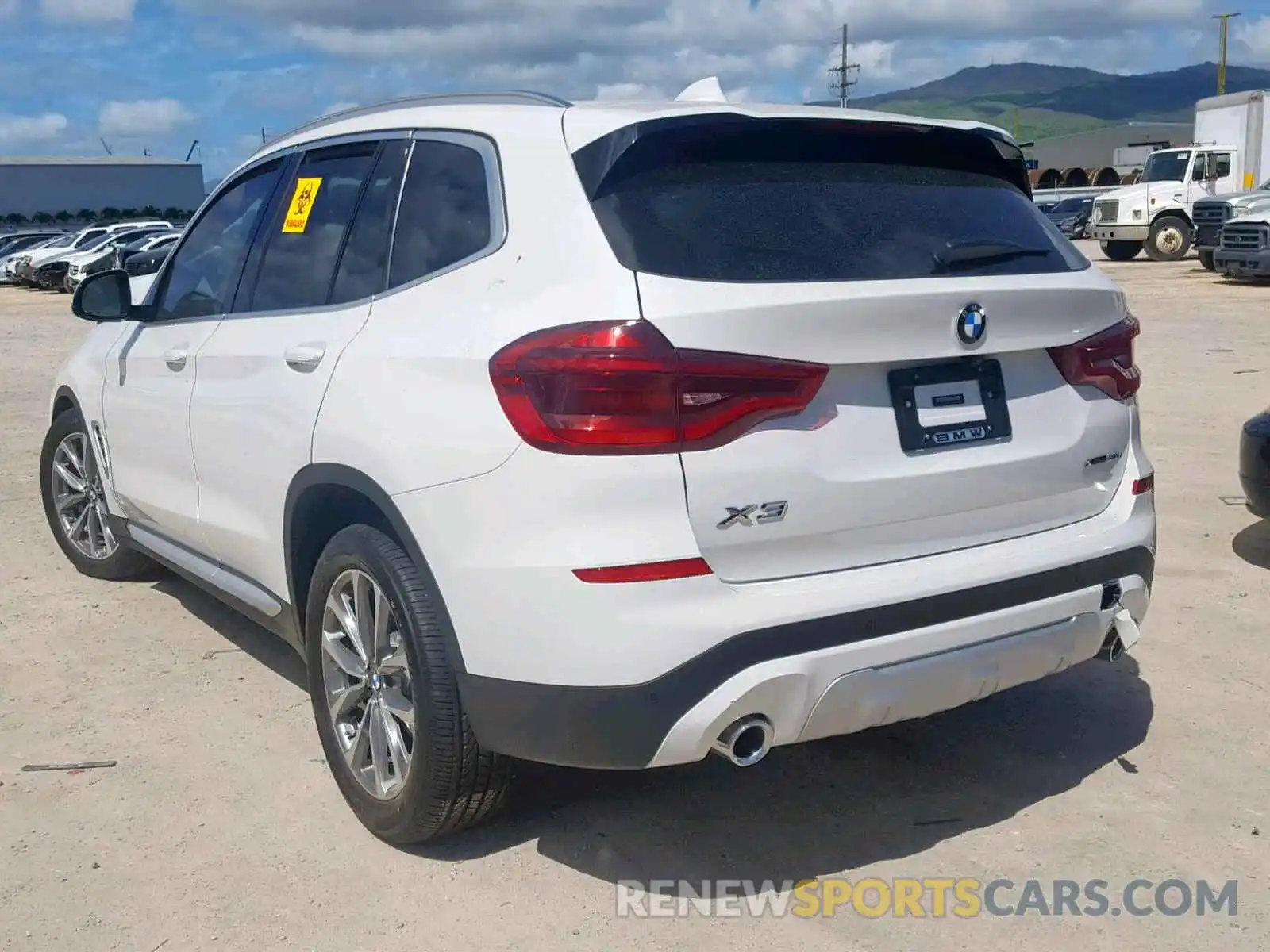 3 Photograph of a damaged car 5UXTR9C52KLP92909 BMW X3 2019