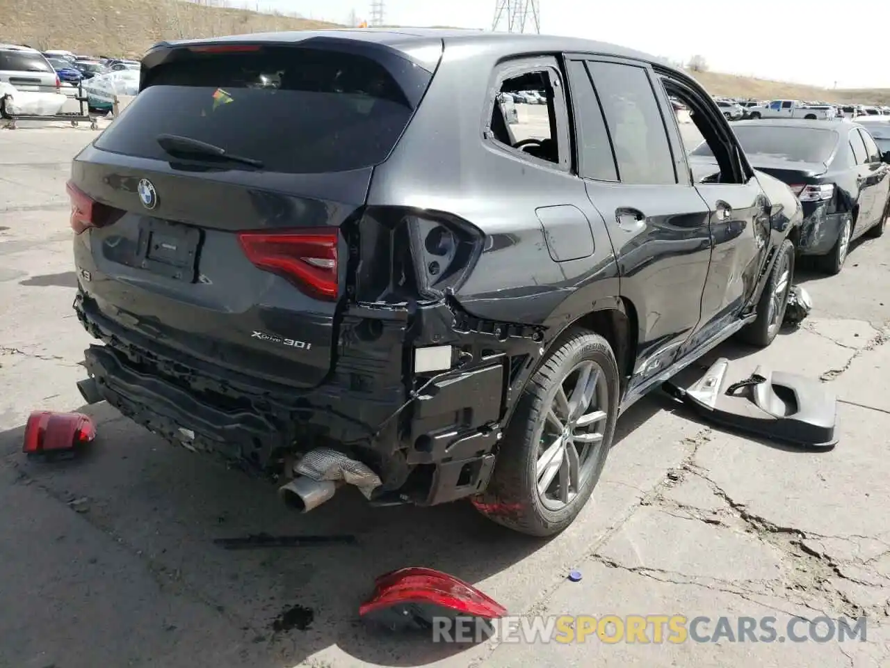 4 Photograph of a damaged car 5UXTR9C52KLP96328 BMW X3 2019