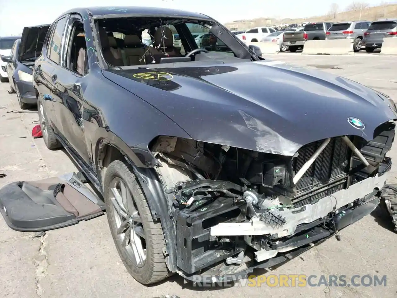 9 Photograph of a damaged car 5UXTR9C52KLP96328 BMW X3 2019