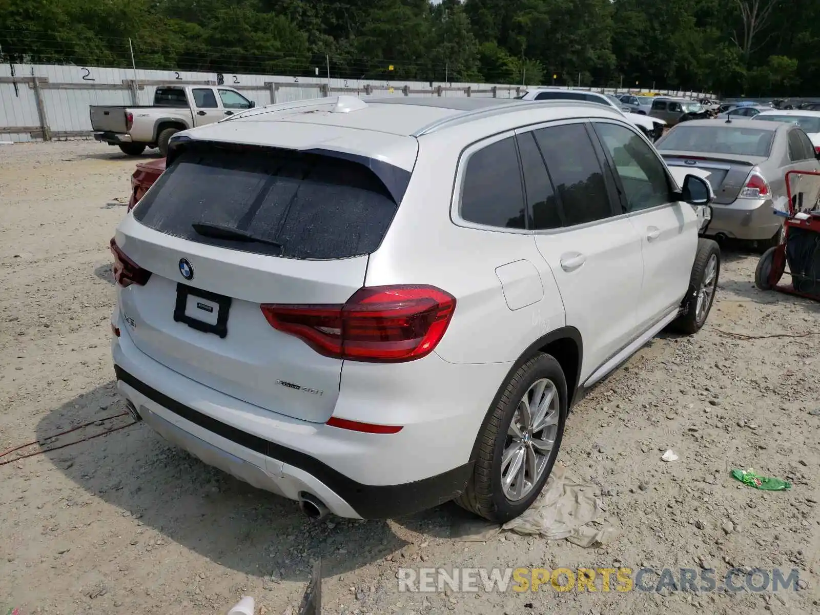 4 Фотография поврежденного автомобиля 5UXTR9C52KLR07413 BMW X3 2019