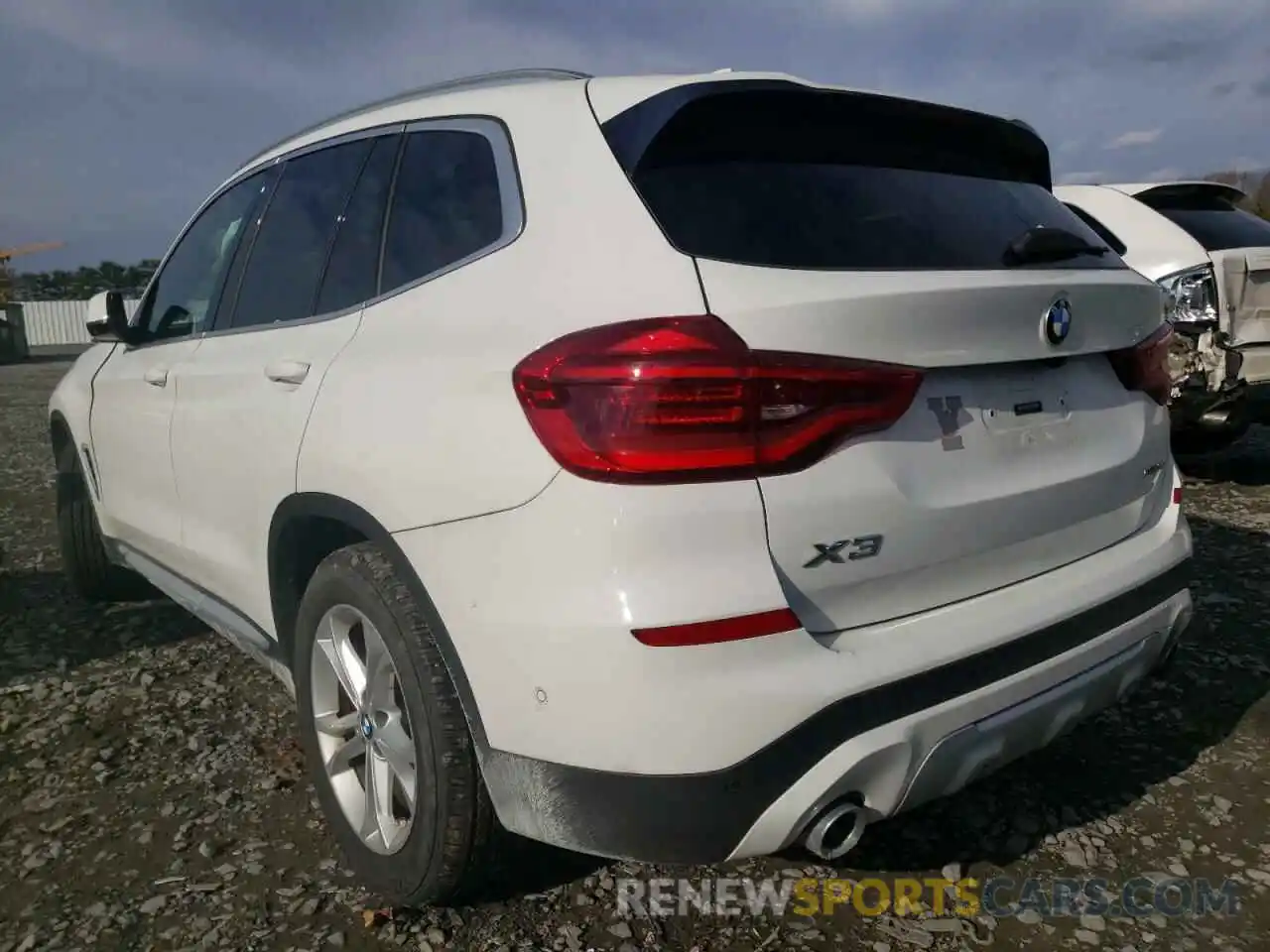 3 Photograph of a damaged car 5UXTR9C52KLR09839 BMW X3 2019