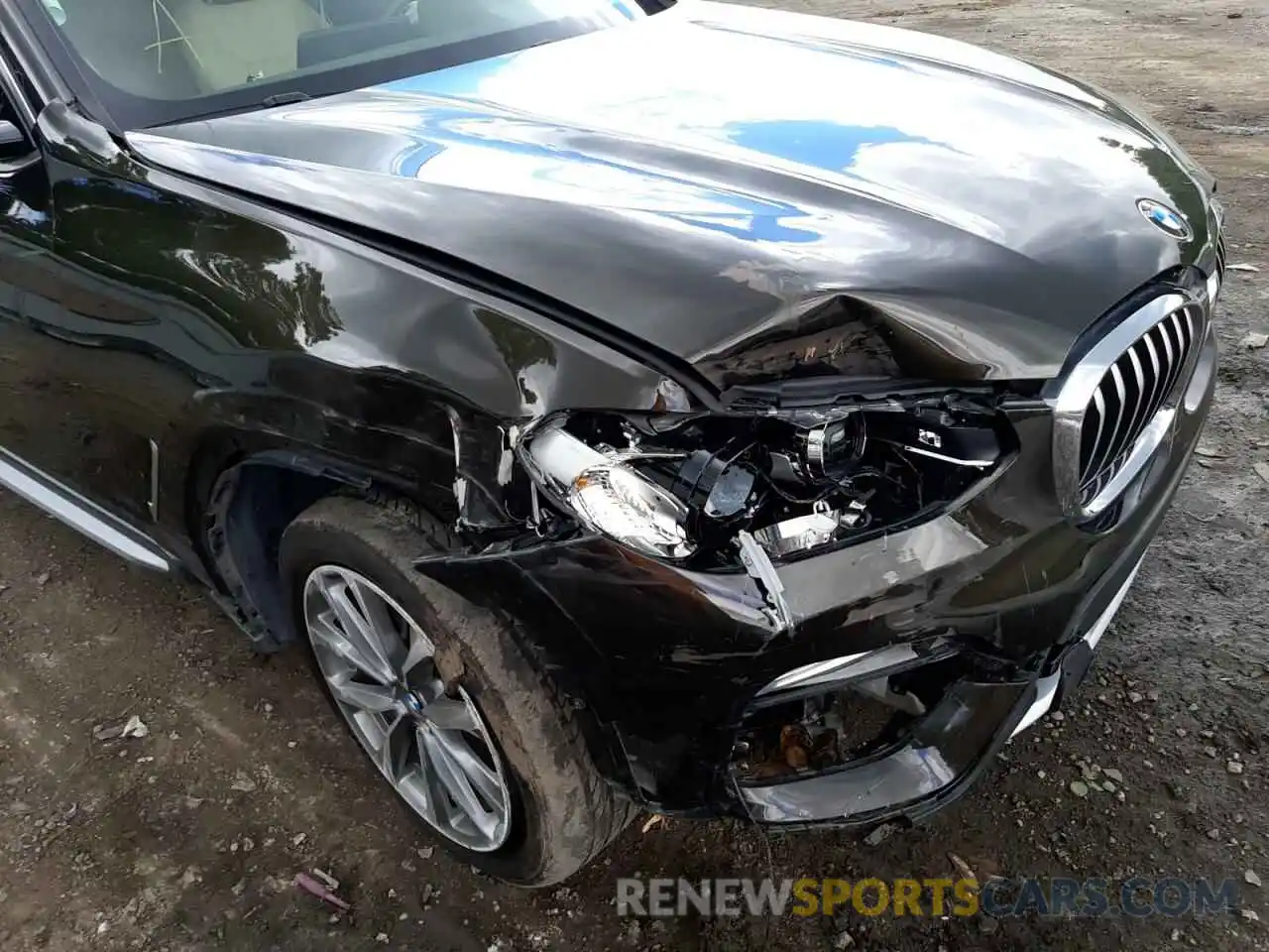 9 Photograph of a damaged car 5UXTR9C53KLD92537 BMW X3 2019