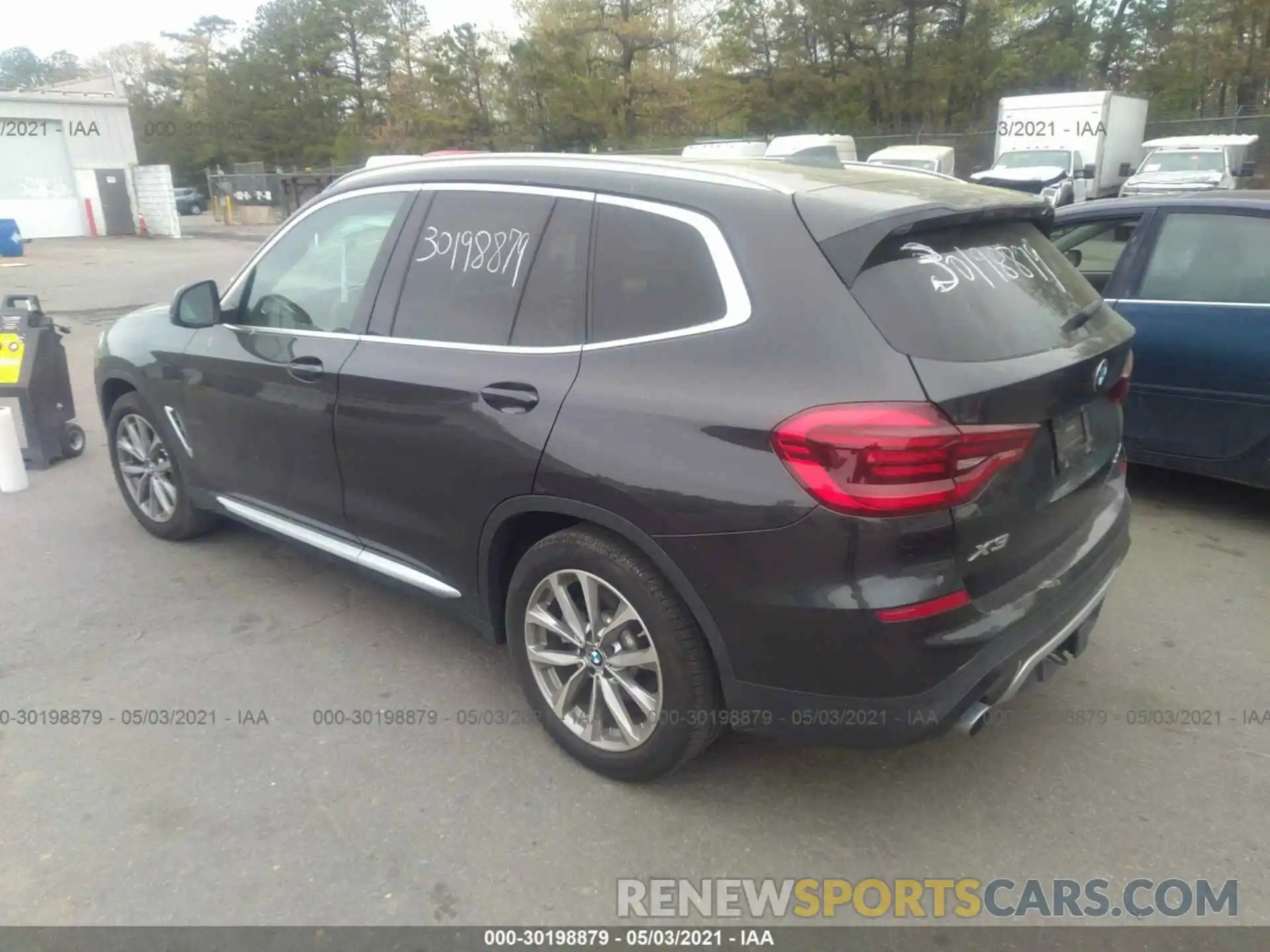 3 Photograph of a damaged car 5UXTR9C53KLD96944 BMW X3 2019