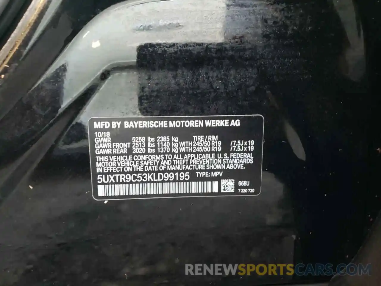 10 Photograph of a damaged car 5UXTR9C53KLD99195 BMW X3 2019