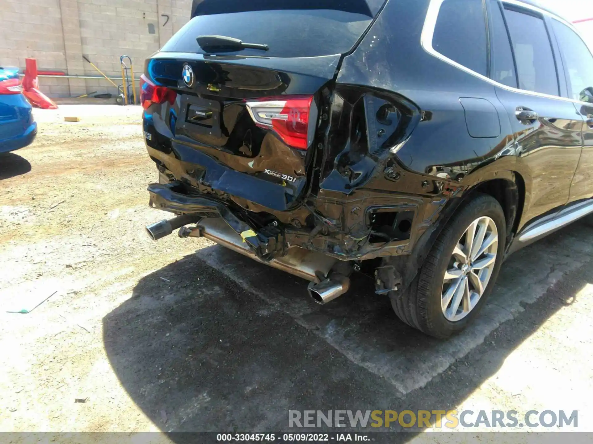 6 Photograph of a damaged car 5UXTR9C53KLE12298 BMW X3 2019