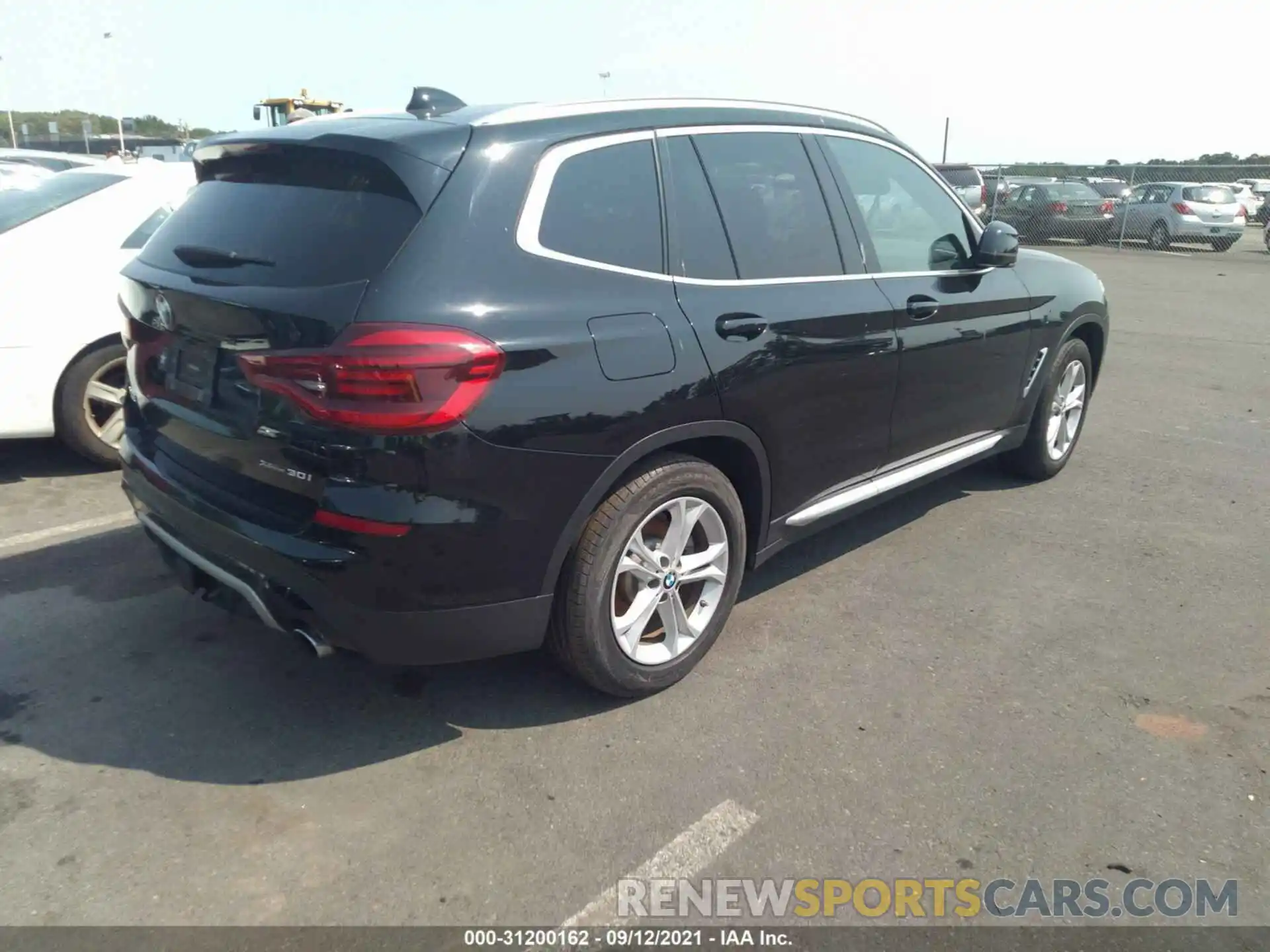 4 Фотография поврежденного автомобиля 5UXTR9C53KLE12334 BMW X3 2019