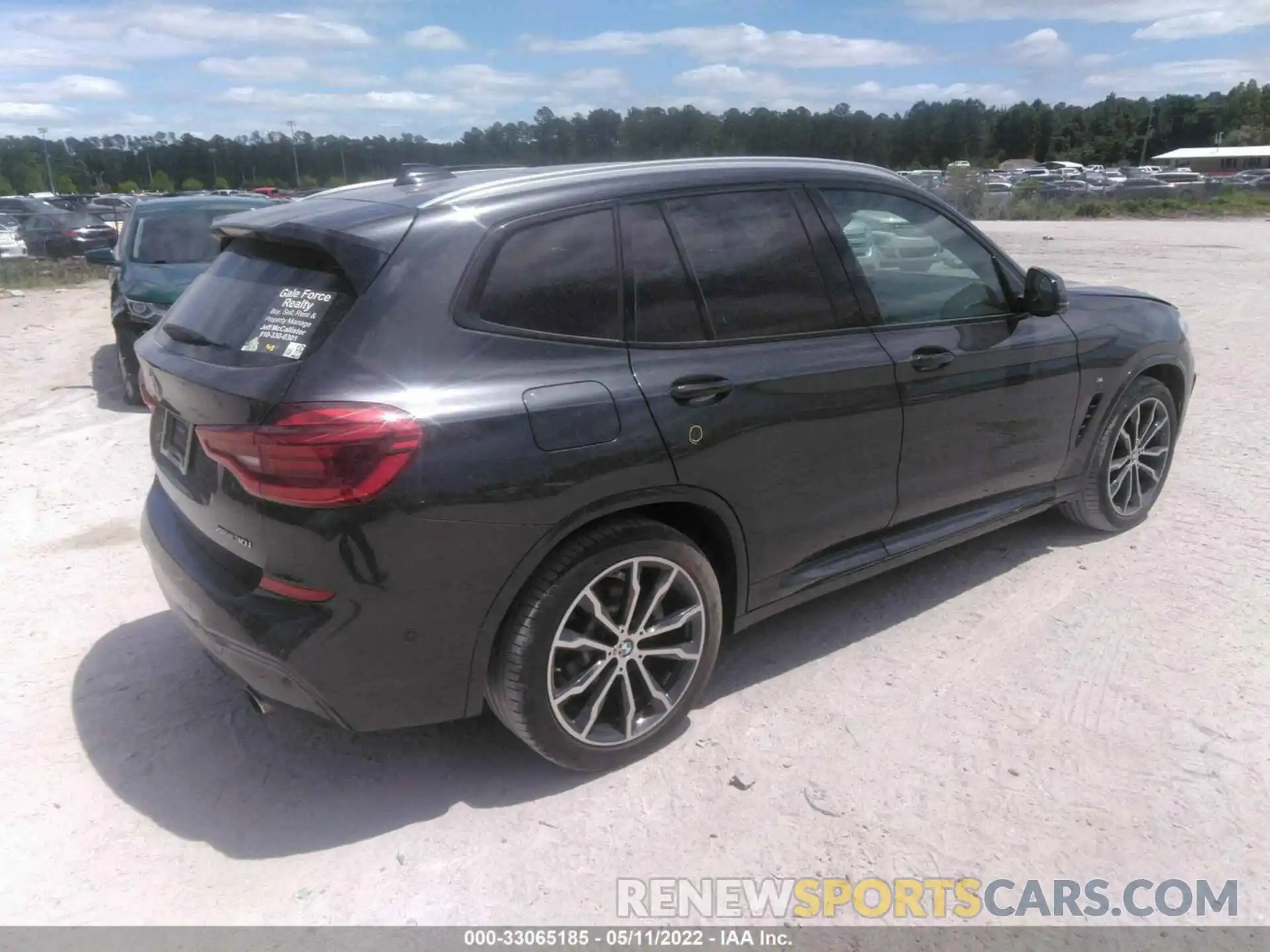 4 Photograph of a damaged car 5UXTR9C53KLE16092 BMW X3 2019