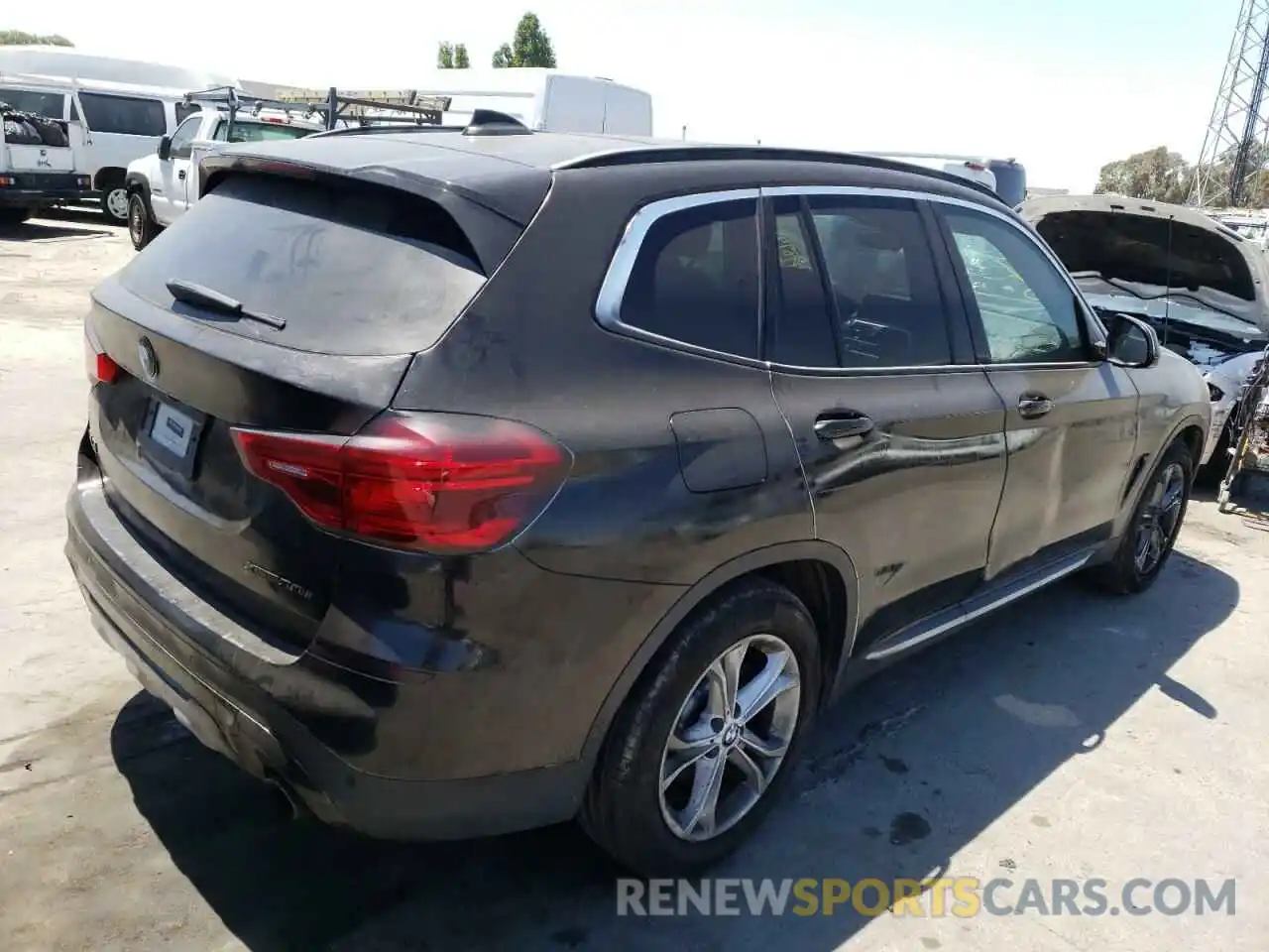 4 Фотография поврежденного автомобиля 5UXTR9C53KLE16982 BMW X3 2019