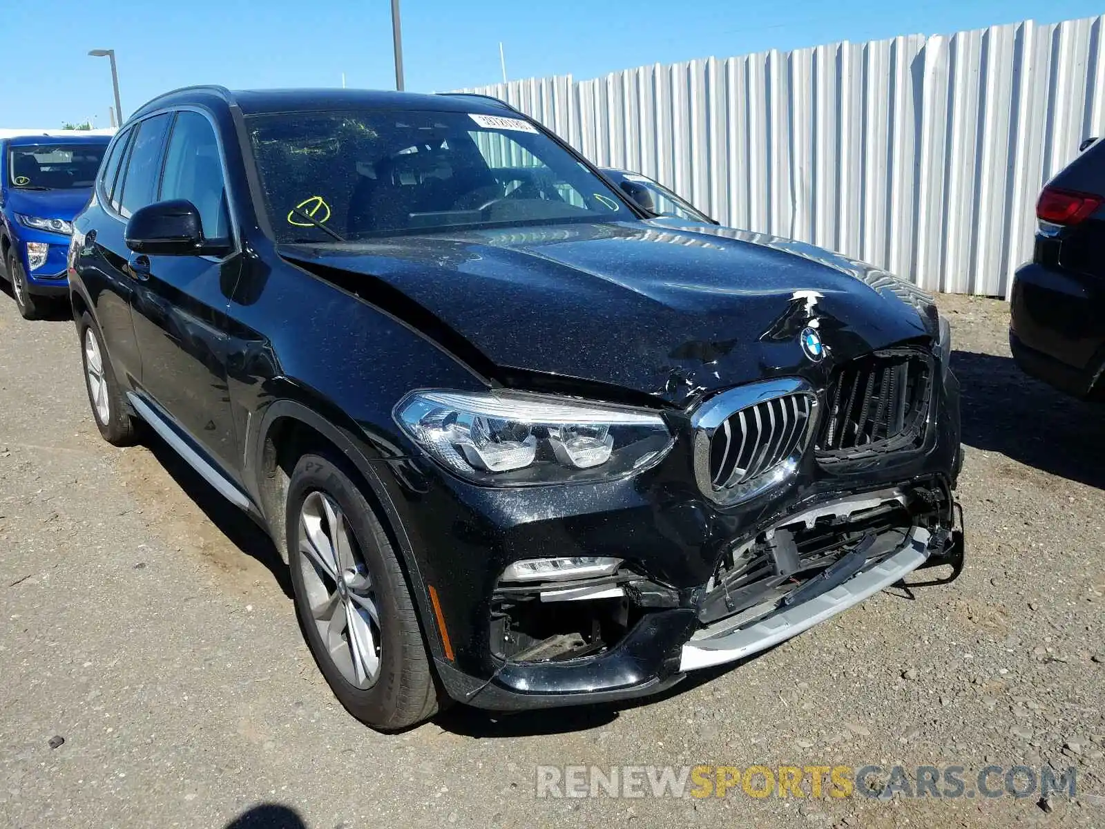 1 Фотография поврежденного автомобиля 5UXTR9C53KLE18263 BMW X3 2019