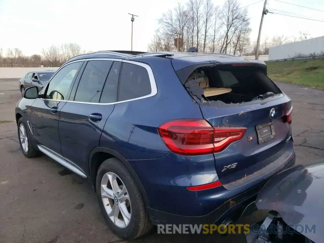 3 Photograph of a damaged car 5UXTR9C53KLE18974 BMW X3 2019