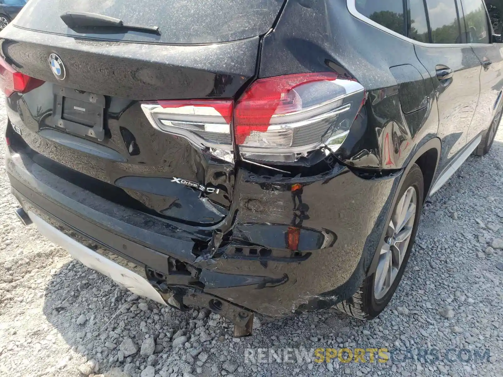 9 Photograph of a damaged car 5UXTR9C53KLE19588 BMW X3 2019