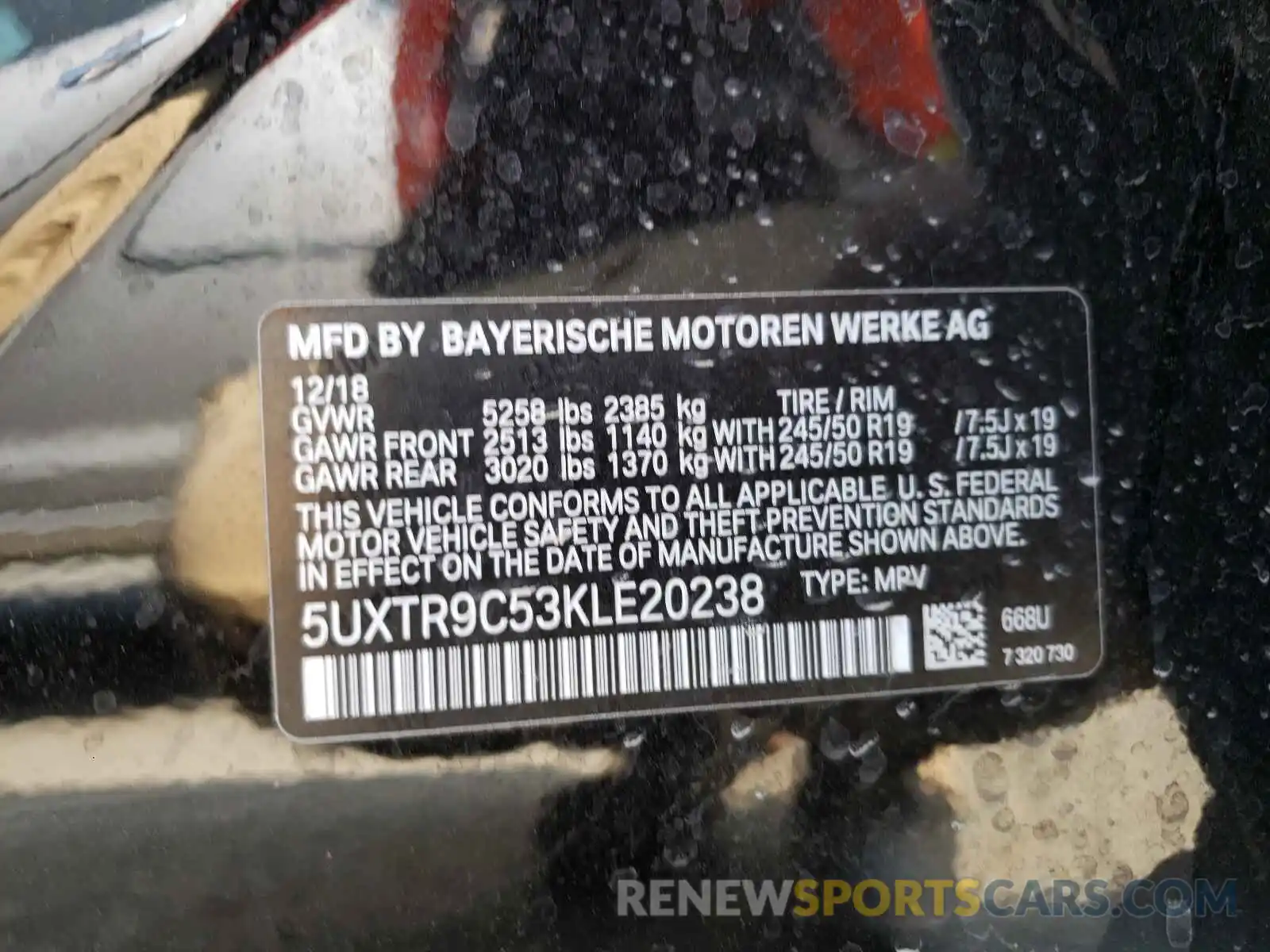 10 Photograph of a damaged car 5UXTR9C53KLE20238 BMW X3 2019