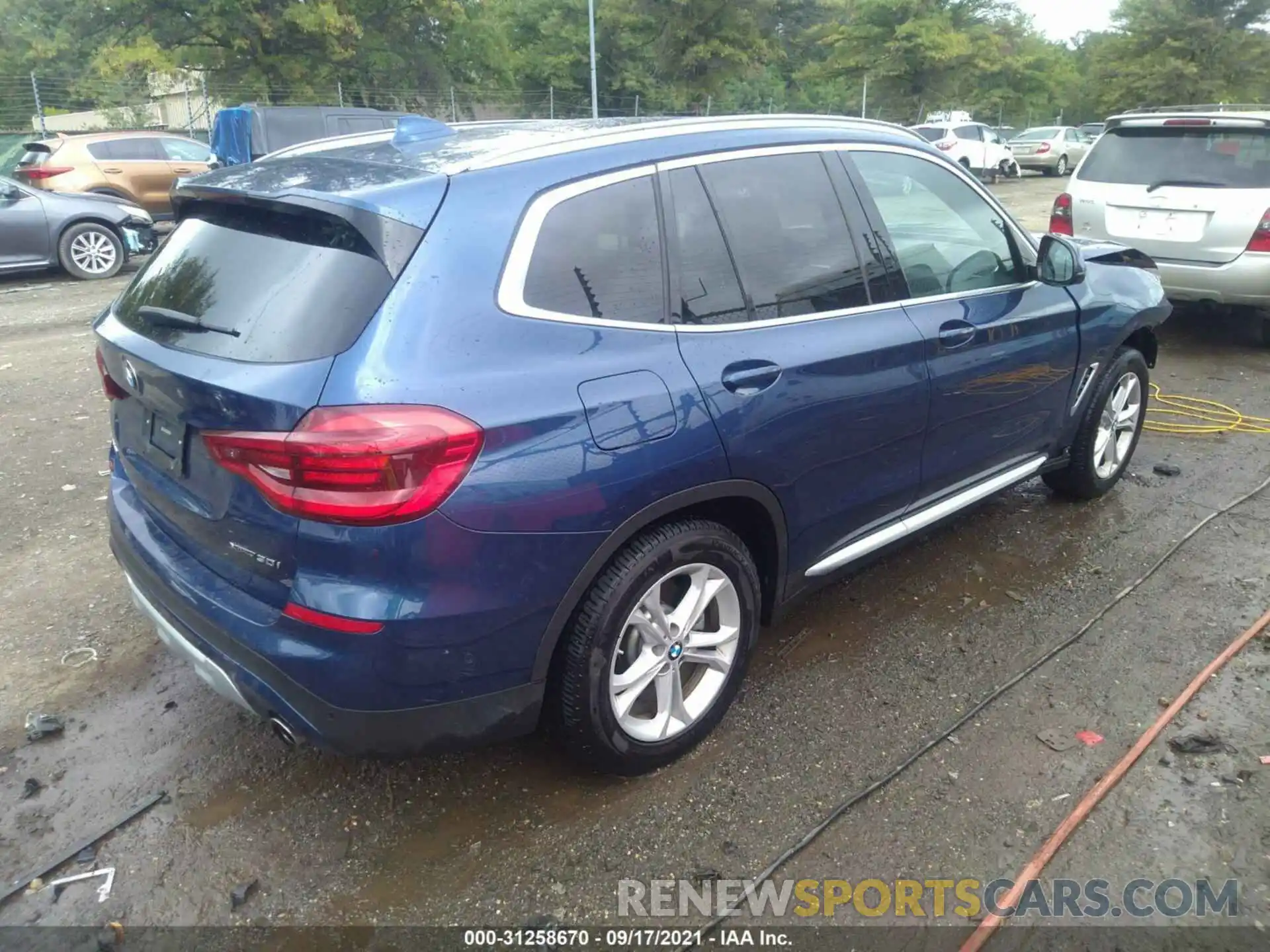 4 Фотография поврежденного автомобиля 5UXTR9C53KLP83328 BMW X3 2019