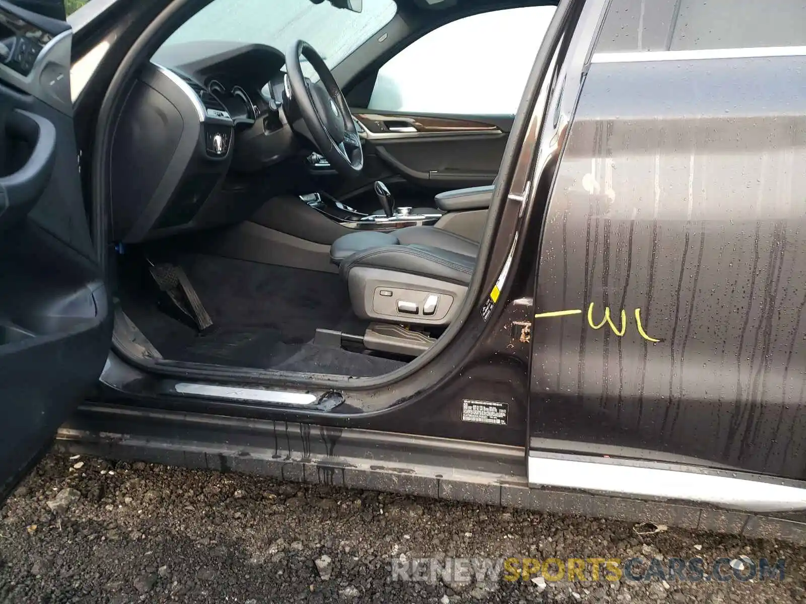 9 Photograph of a damaged car 5UXTR9C53KLP86651 BMW X3 2019