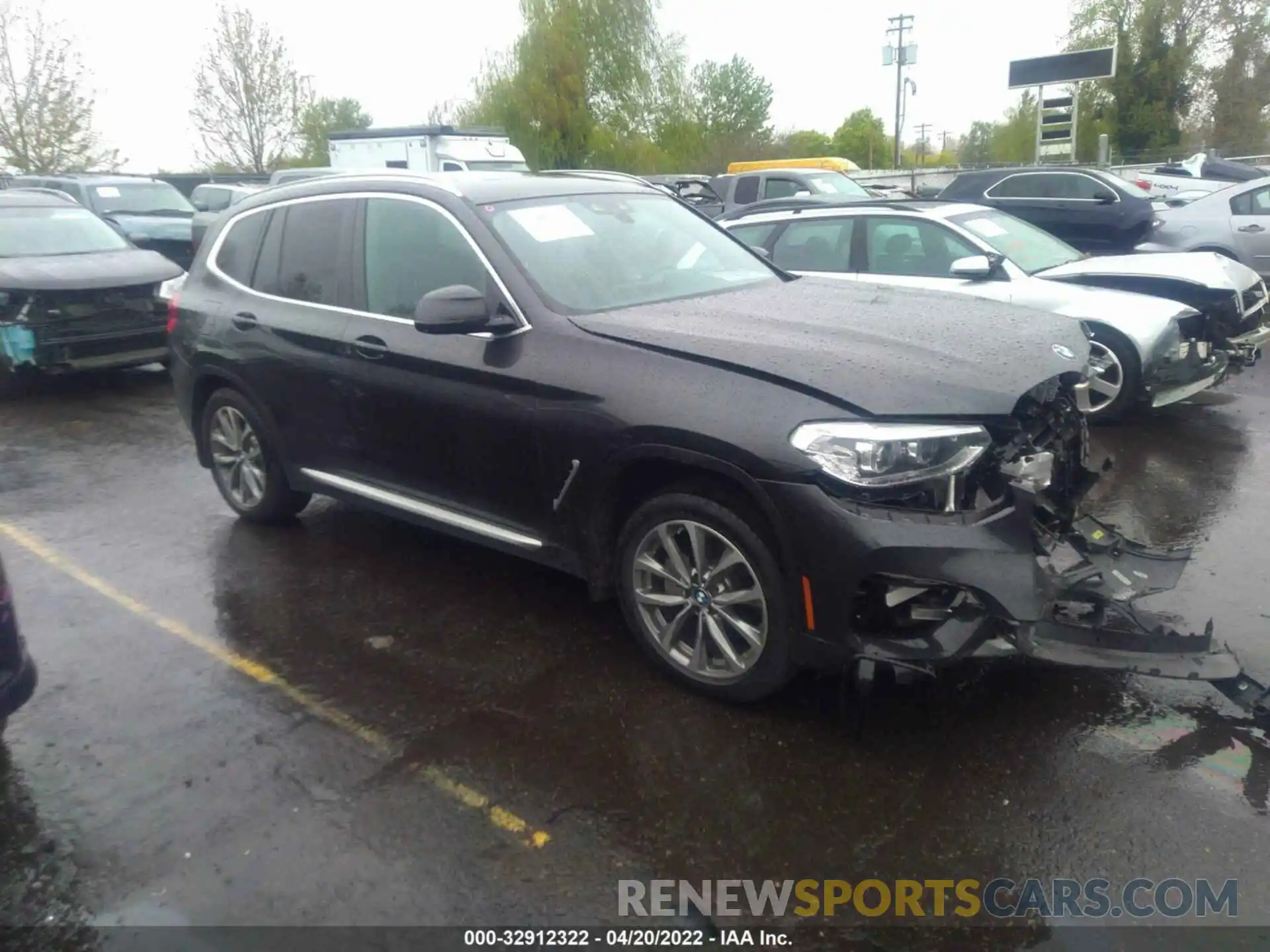 1 Photograph of a damaged car 5UXTR9C53KLP91381 BMW X3 2019