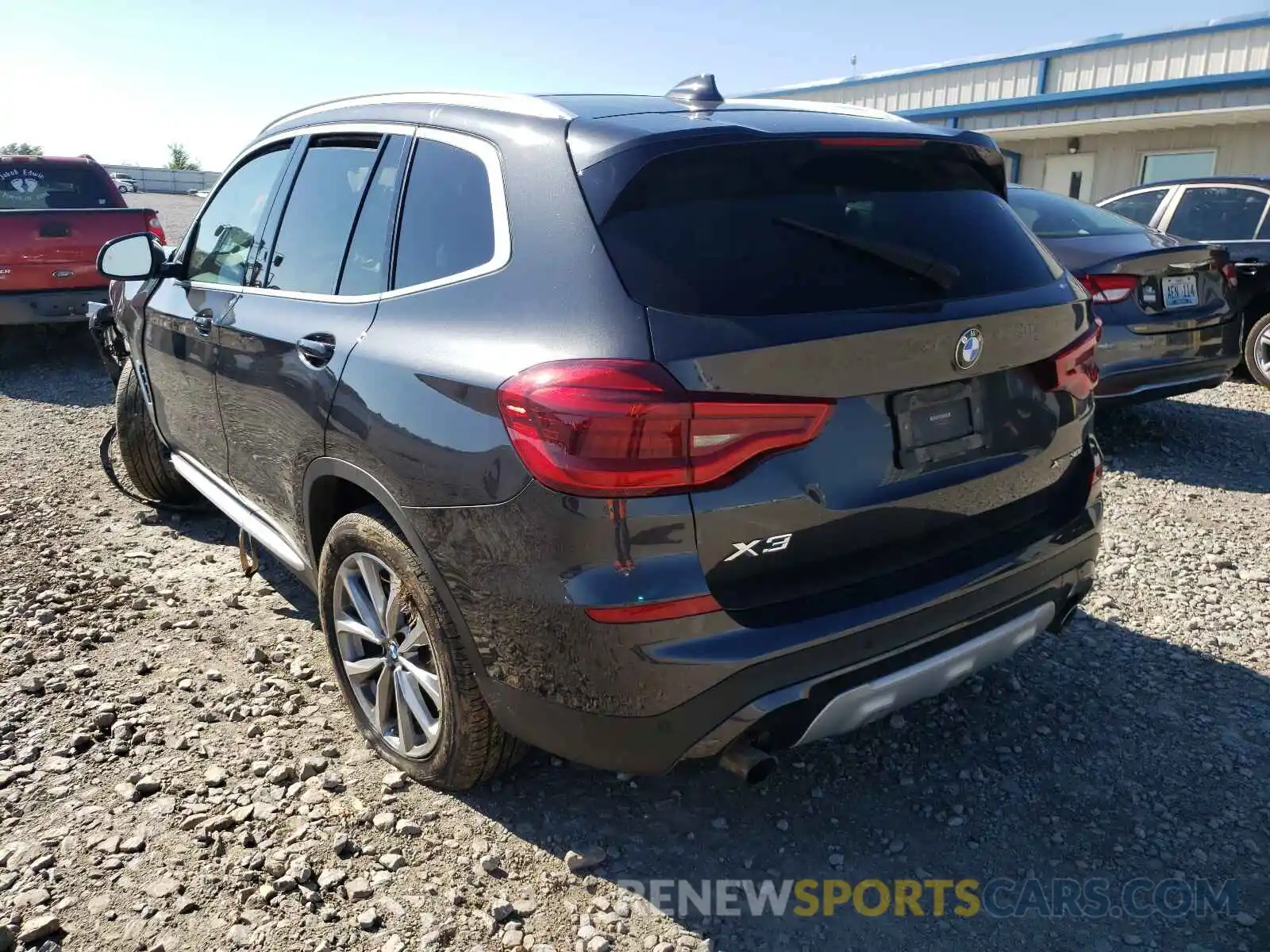 3 Photograph of a damaged car 5UXTR9C53KLP92109 BMW X3 2019