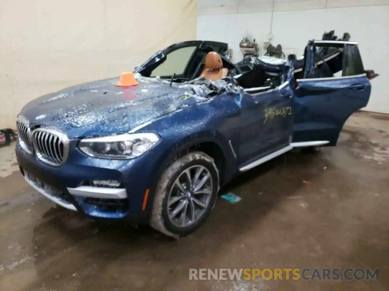 2 Photograph of a damaged car 5UXTR9C53KLP97813 BMW X3 2019