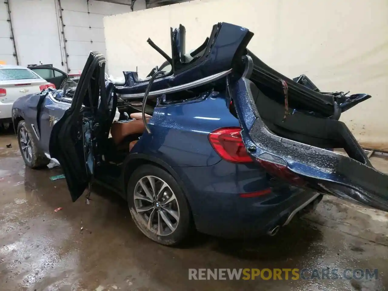 3 Photograph of a damaged car 5UXTR9C53KLP97813 BMW X3 2019