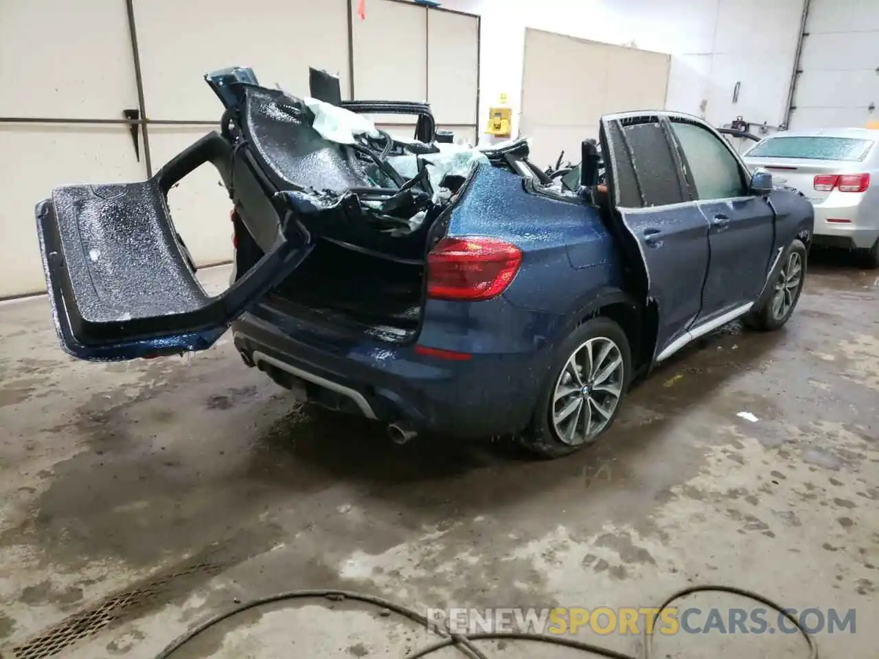 4 Photograph of a damaged car 5UXTR9C53KLP97813 BMW X3 2019