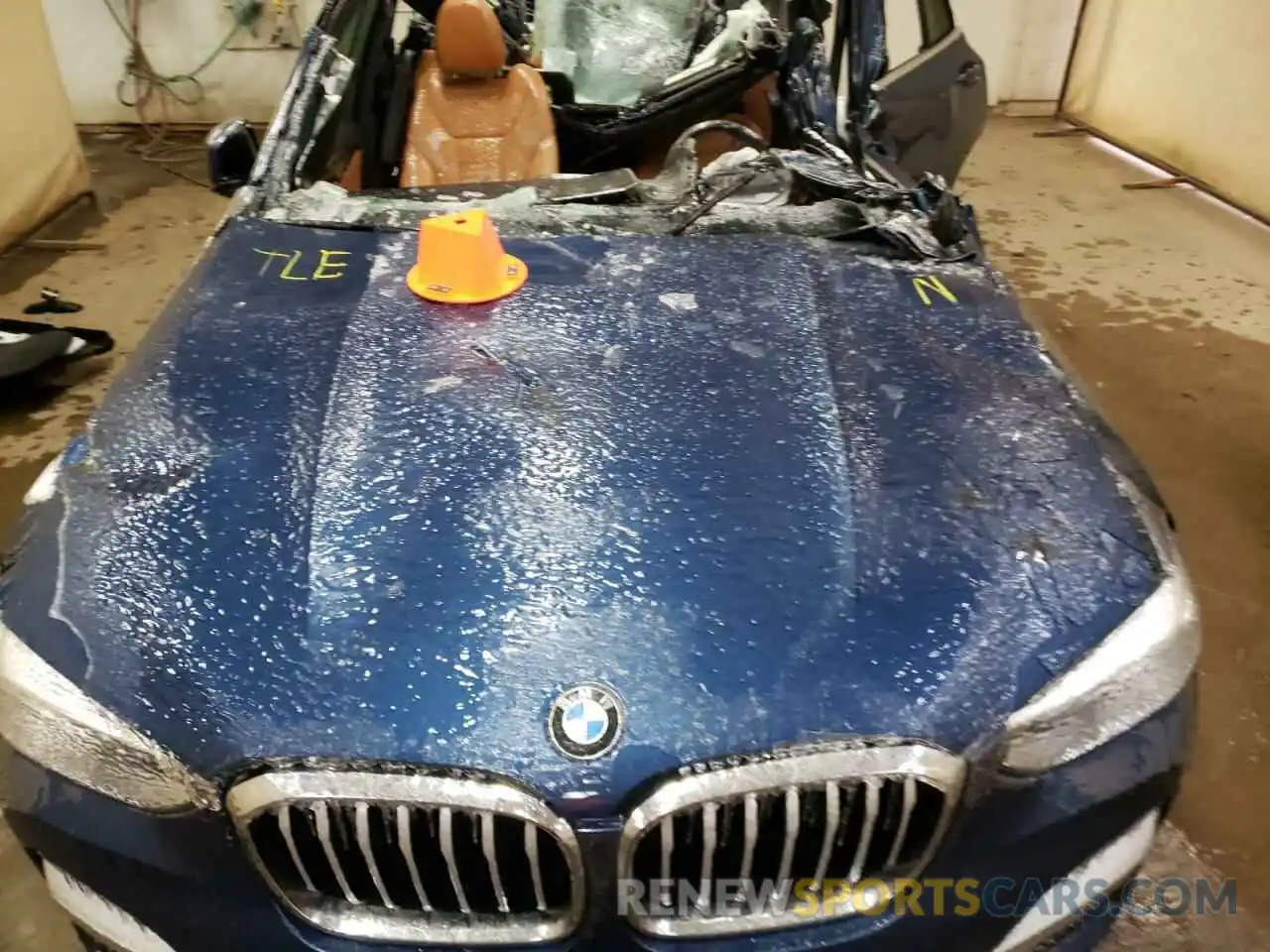 7 Photograph of a damaged car 5UXTR9C53KLP97813 BMW X3 2019