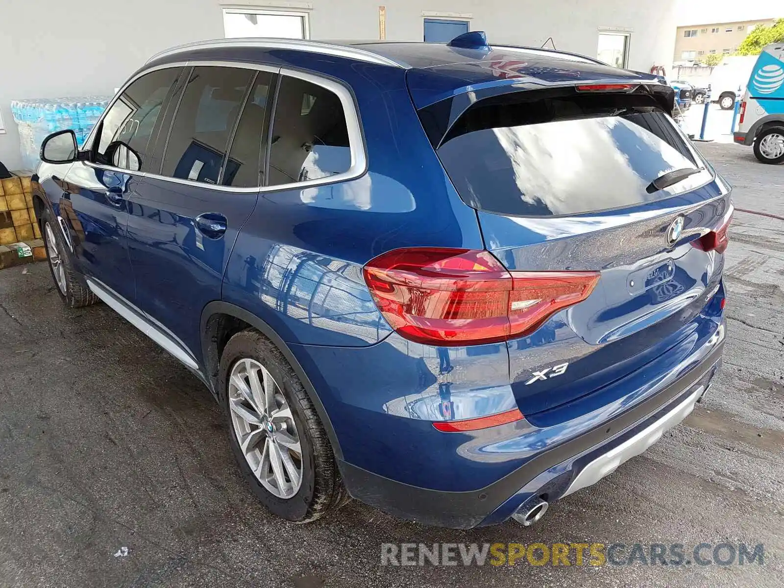 3 Photograph of a damaged car 5UXTR9C53KLR05704 BMW X3 2019