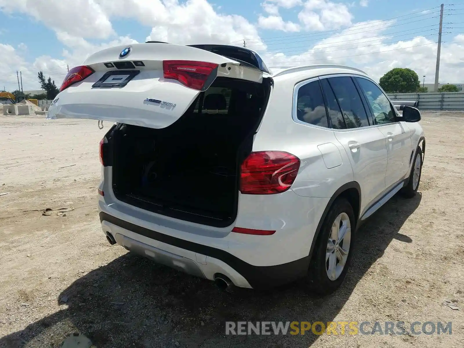 4 Фотография поврежденного автомобиля 5UXTR9C54KLD90358 BMW X3 2019